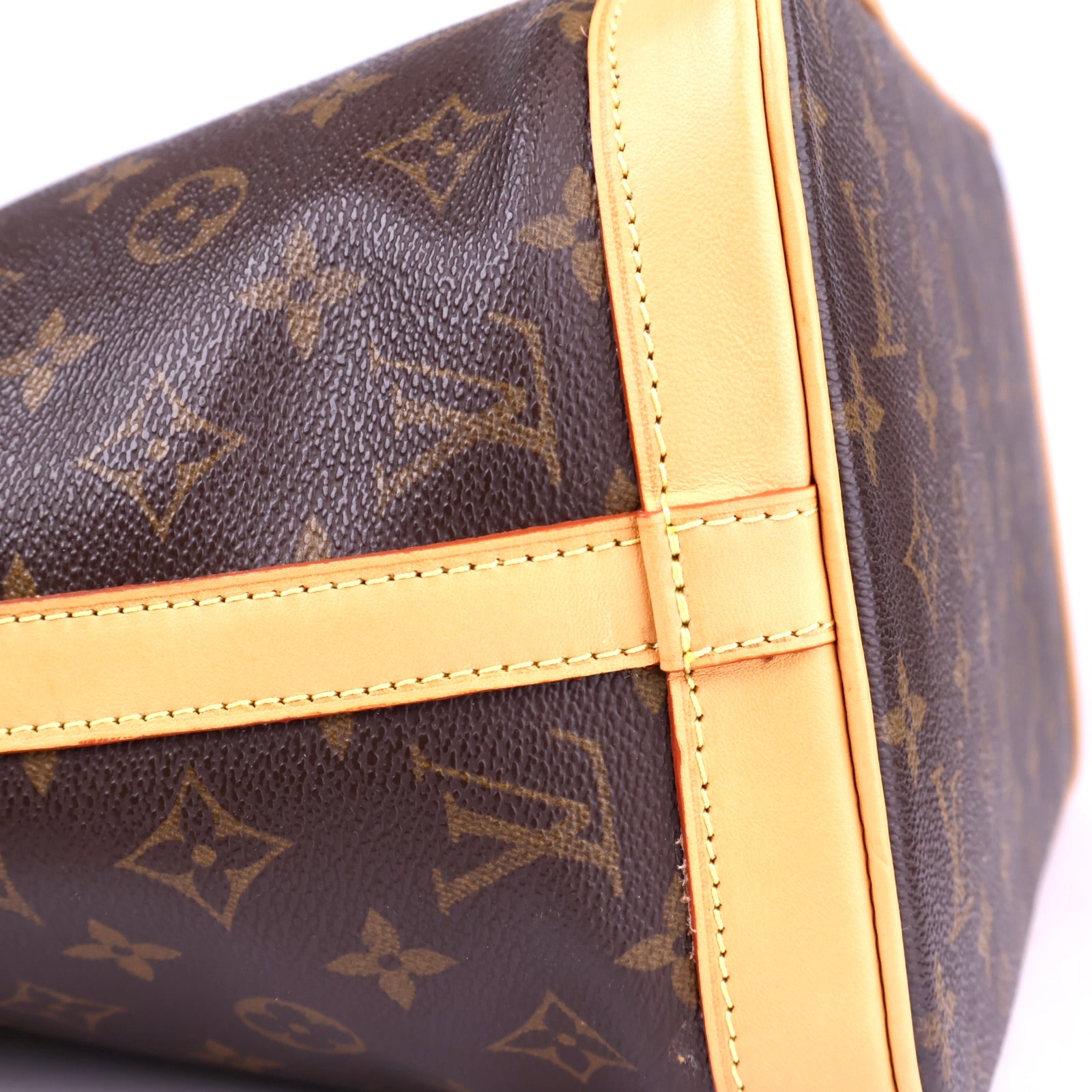 J3267R LOUIS VUITTON Monogram Sharon Stone Amfar Vanity Three- Pre Owned