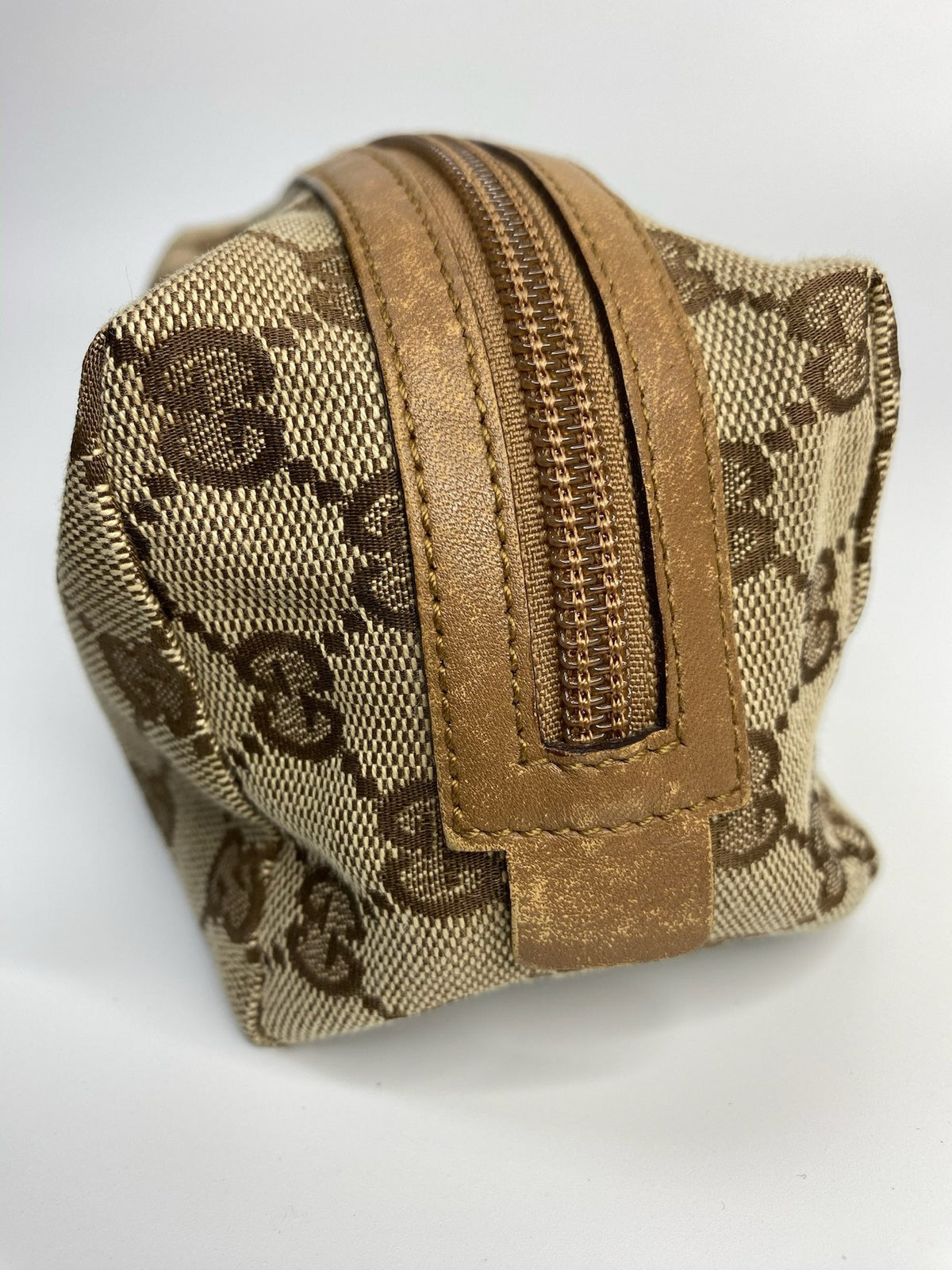 J2710 Gucci Mini Bag GUCCIC GG Canvas Makeup bag | Pre-Owned Like New Brown / Beige GG canvas/GG monogram