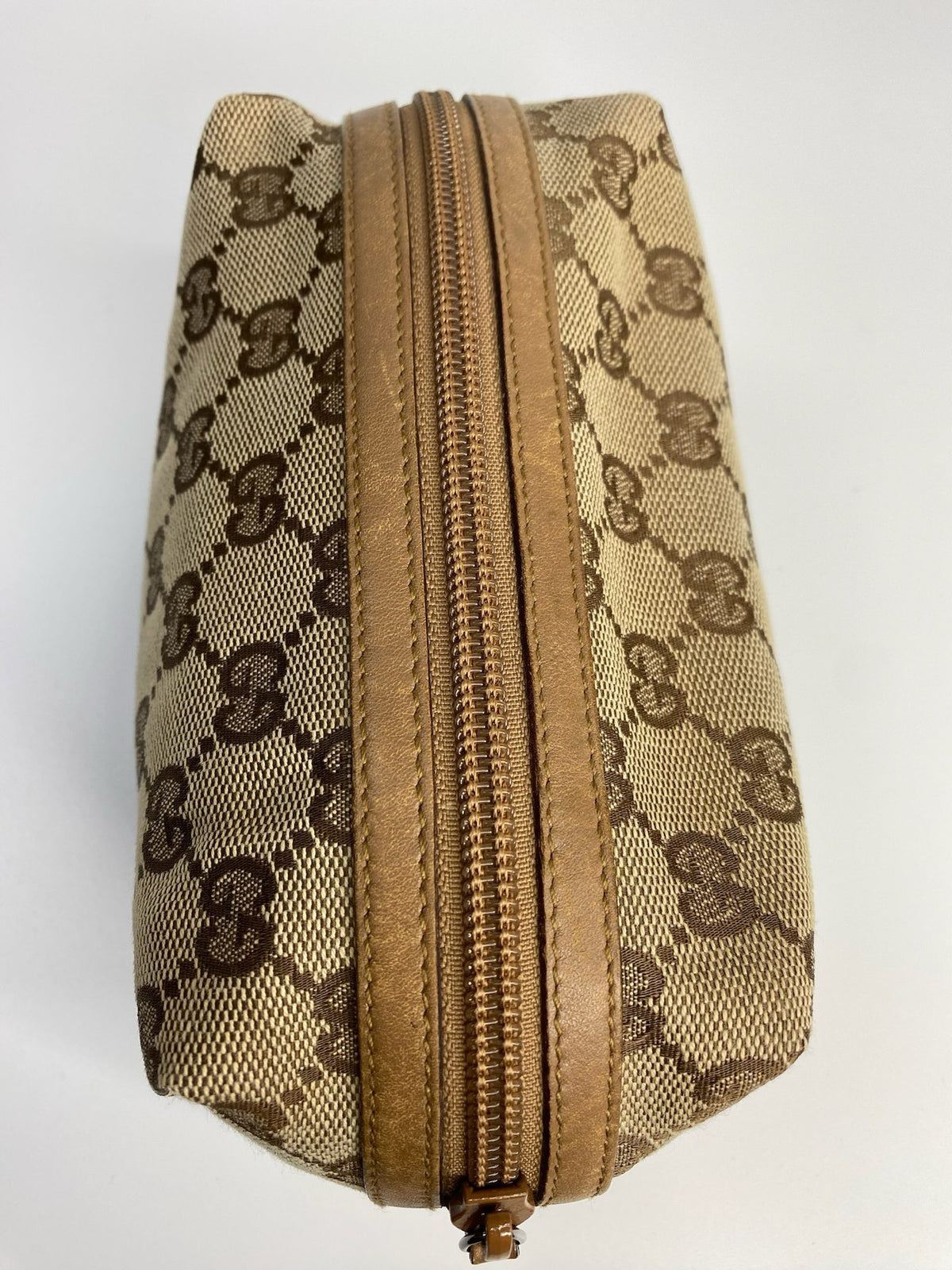 J2710 Gucci Mini Bag GUCCIC GG Canvas Makeup bag | Pre-Owned Like New Brown / Beige GG canvas/GG monogram
