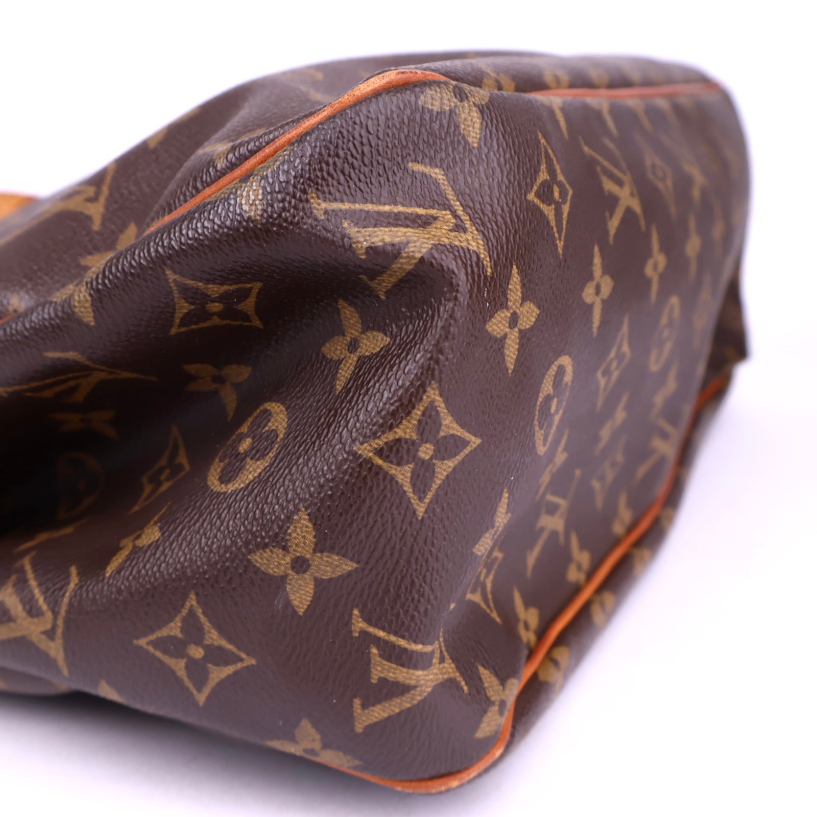 J3332 Louis Vuitton Monogram Canvas Batignolles Horizontal Bag- Pre Owned