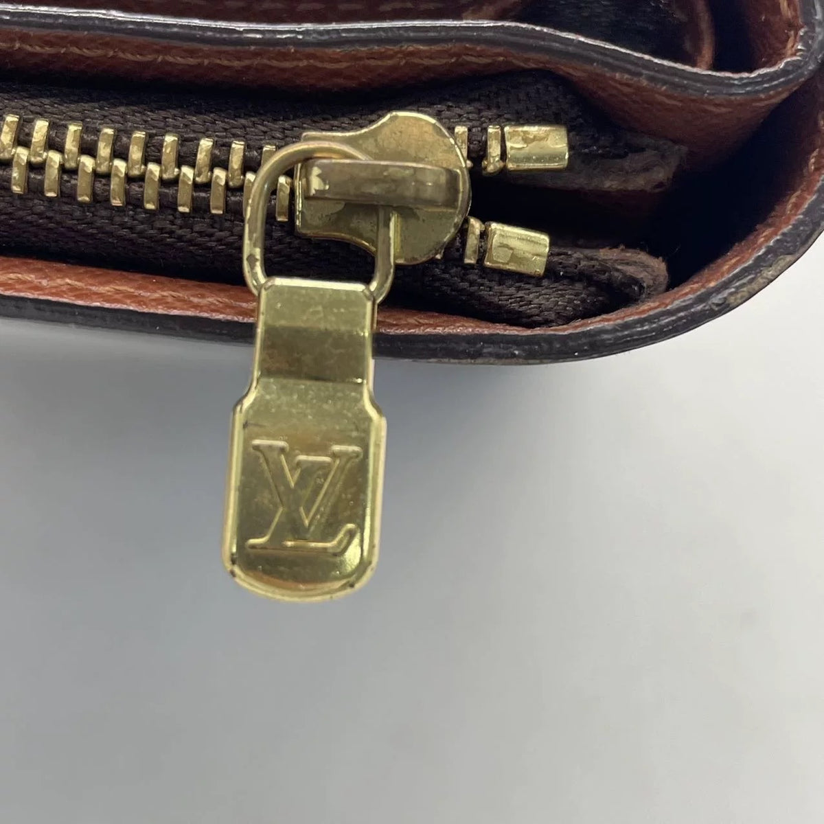 J2740 Louis Vuitton Wallet Compact Zip | Pre-Owned Like New Brown Coated Canvas Monogram