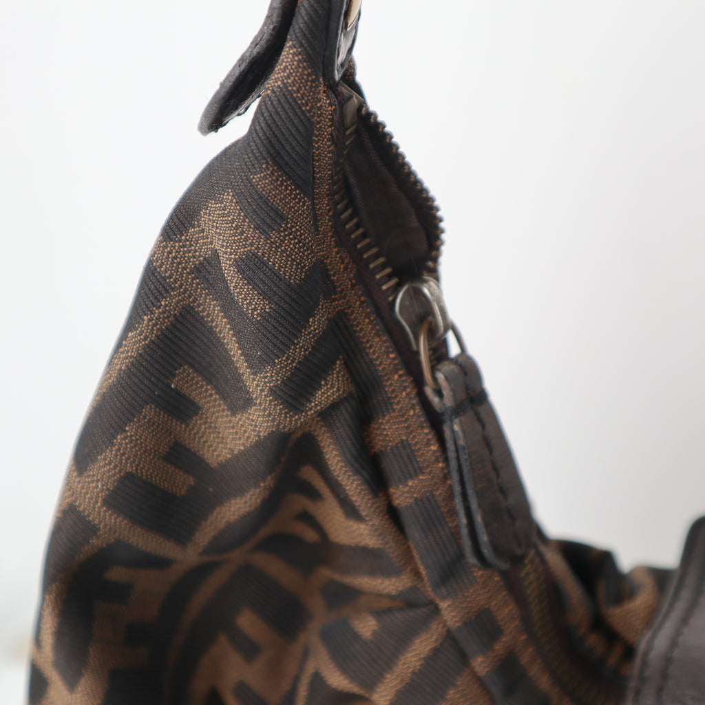 C2282 Fendi Shoulder Bag Tobacco Zucca 'B' Buckle Hobo | Pre-Owned Very Good Tobacco Canvas Zucca