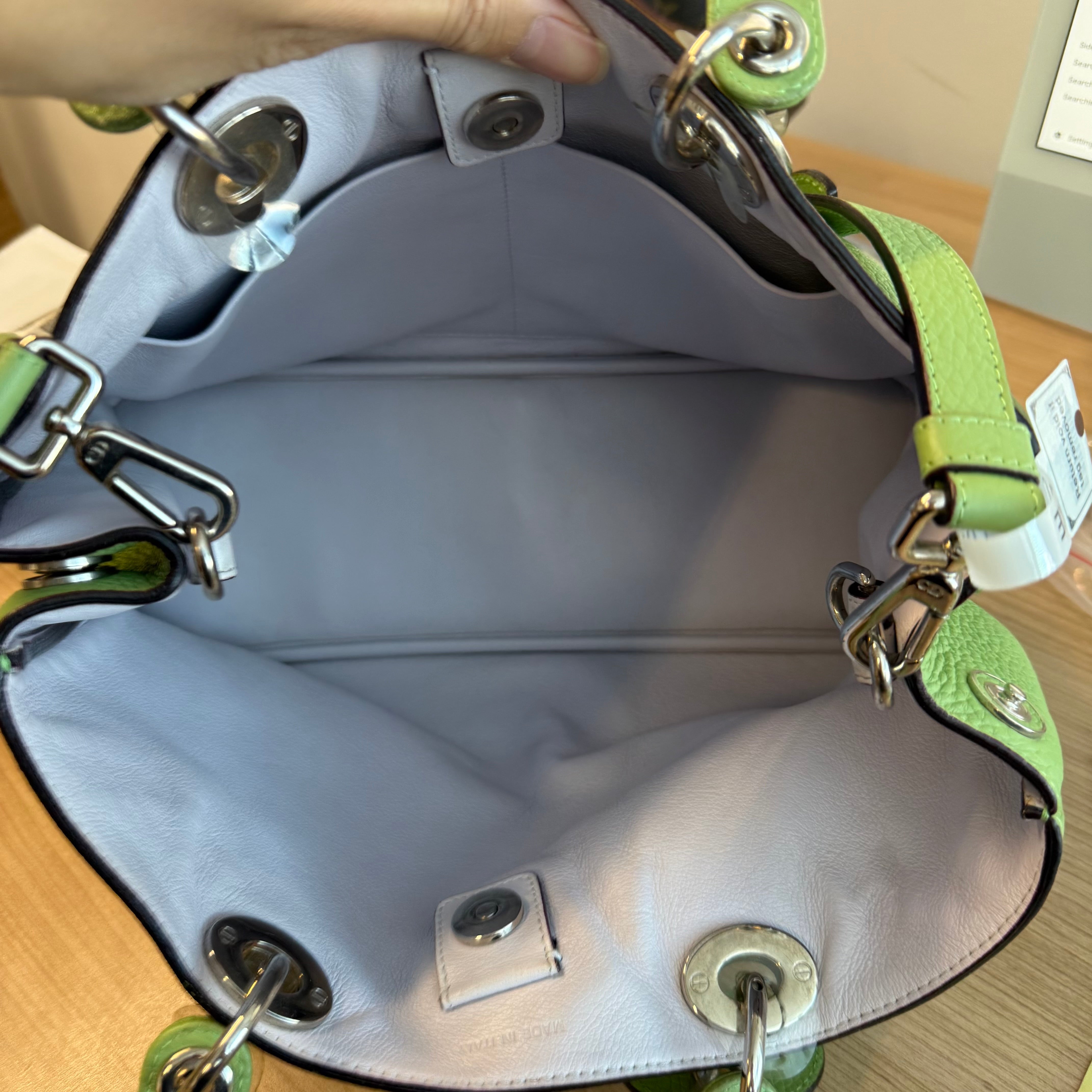 J2932 Christian Dior Shoulder Bag Diorissimo Medium | Pre-Owned Light Green Bullcalf leather Plain
