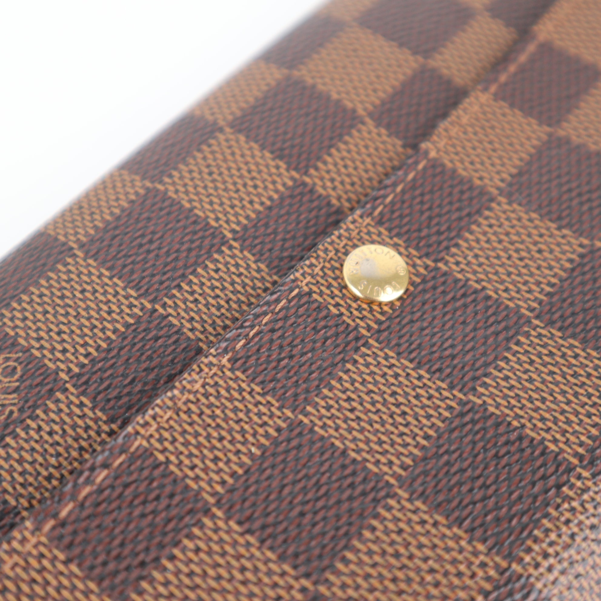 C2302 Louis Vuitton Wallet Damier Ebene Sarah Wallet | Pre-Owned Very Good Brown Damier Ebene Canvas