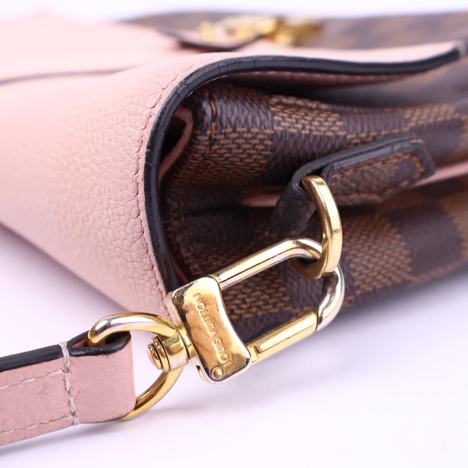 Louis Vuitton Clapton Handbag Damier Crossbody Bag J3313 | Pre-Owned Excellent Damier Coated canvas