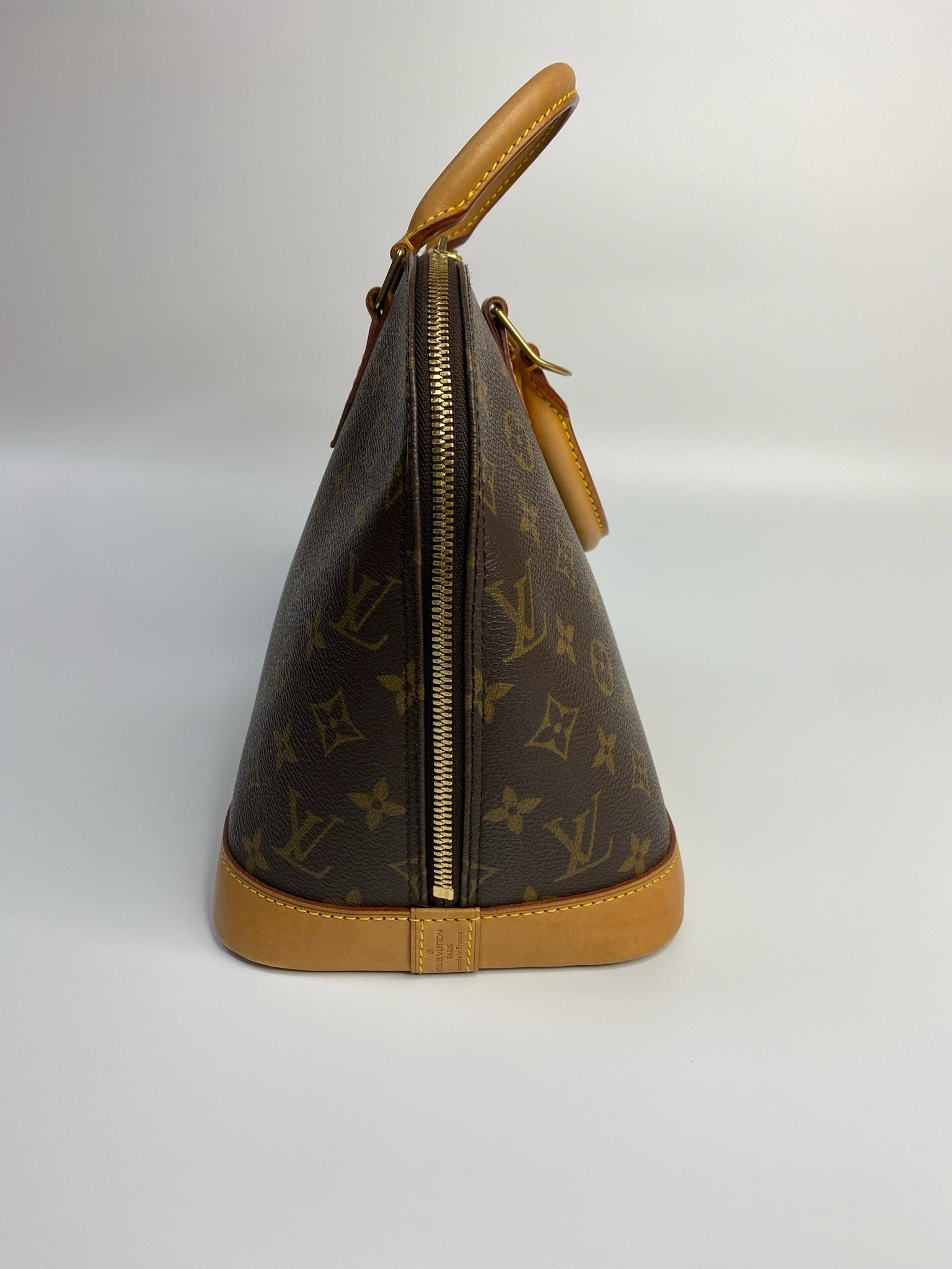 J2914 Louis Vuitton Top Handle Bag Monogram Alma PM | Pre-Owned Brown Monogram Coated canvas, Leather trim