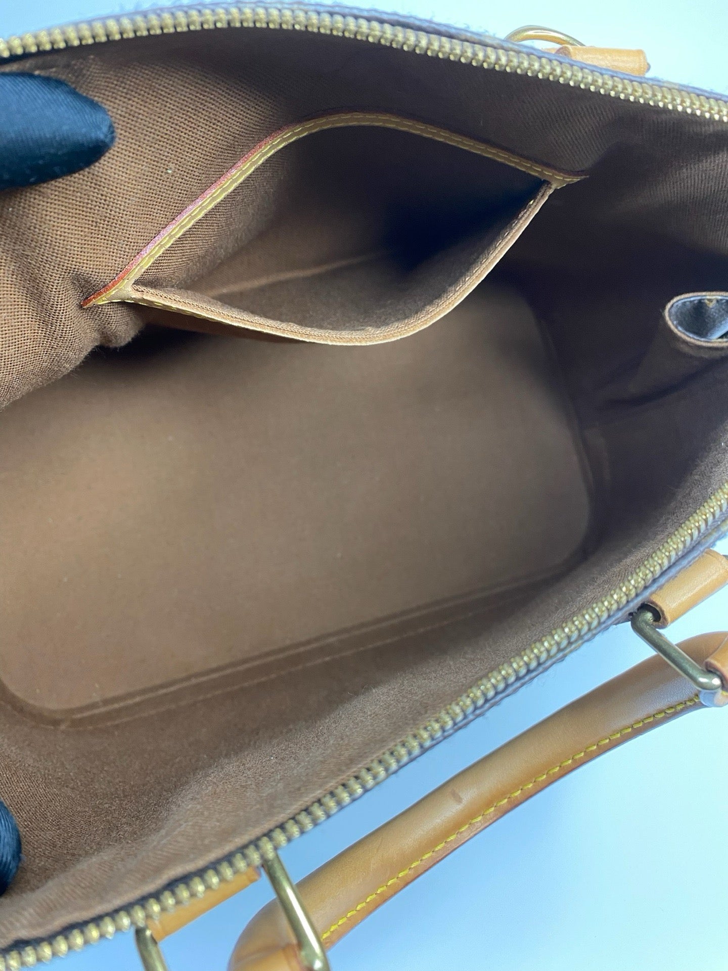 J2914 Louis Vuitton Top Handle Bag Monogram Alma PM | Pre-Owned Brown Monogram Coated canvas, Leather trim