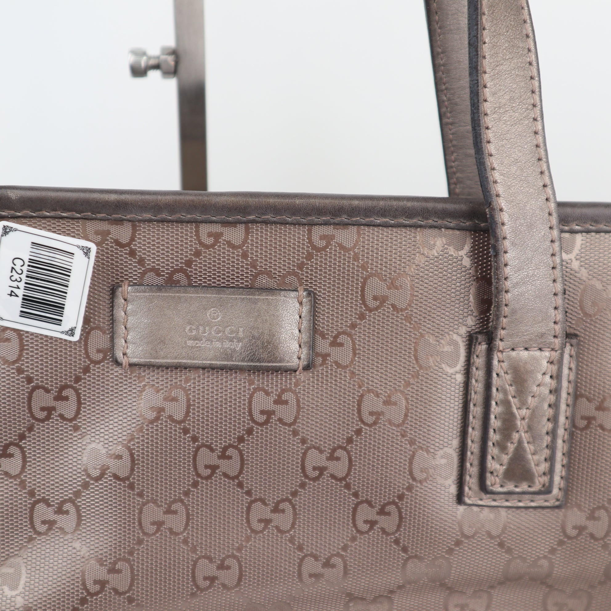 C2314 Gucci Tote Bag GG Imprime Monogram Medium Zippered Shopping Tote | Pre-Owned Very Good Red GG Monogram, Monogram Canvas