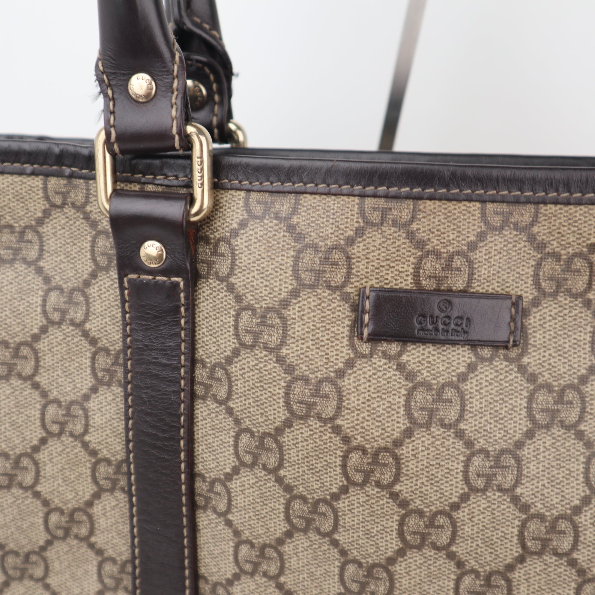 C2318 Gucci Tote Bag GG Canvas Tote Vertical | Pre-Owned Very Good Brown GG Monogram Canvas