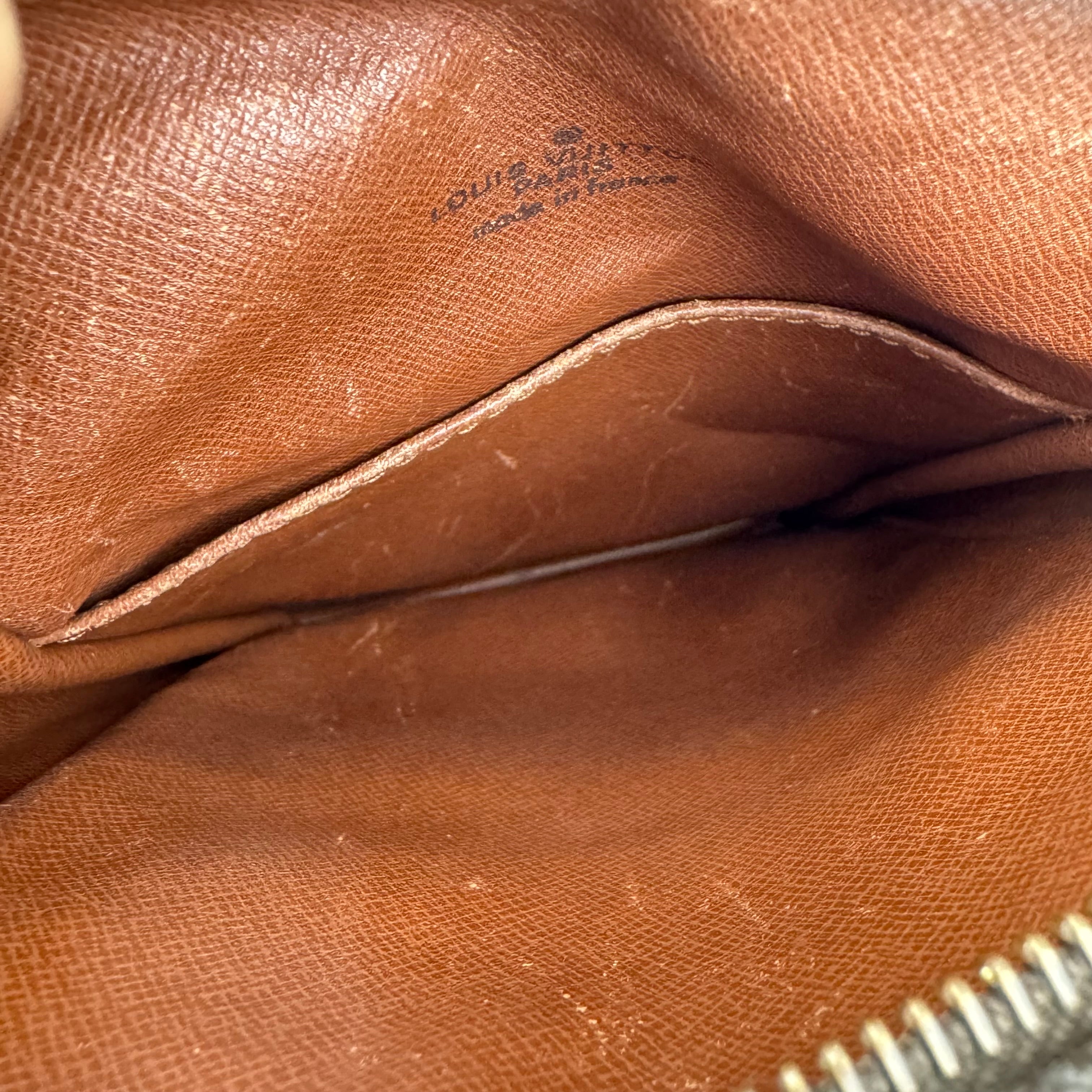 J1910 Louis Vuitton Monogram Danube crossbody bag- Pre Owned