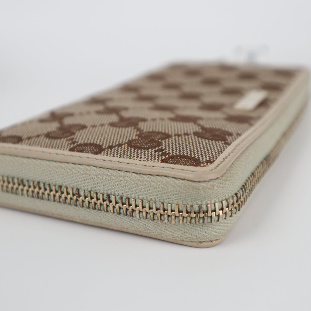 C2338 Gucci Wallet GG Canvas Zip Around Wallet | Pre-Owned Excellent Brown GG Monogram Canvas