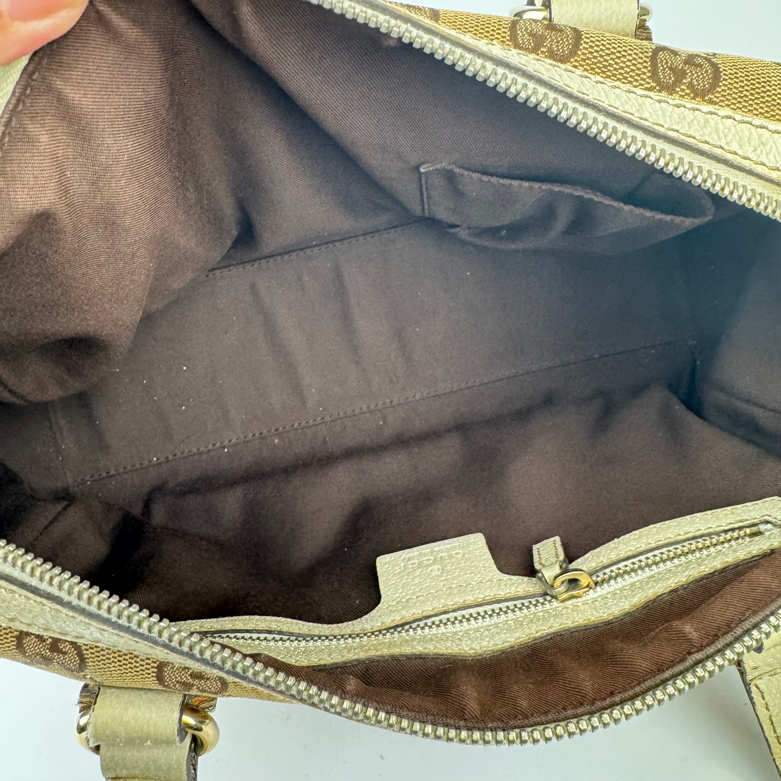 J1891 Gucci Charmy Boston- Pre Owned