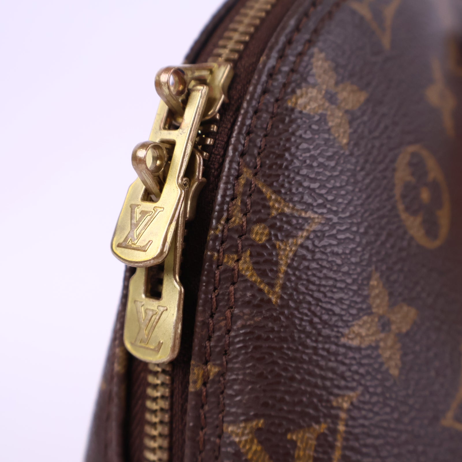 Louis Vuitton Monogram Alma Handbag Top Handle Bag J3134R | Pre-Owned Like New Brown Monogram Canvas