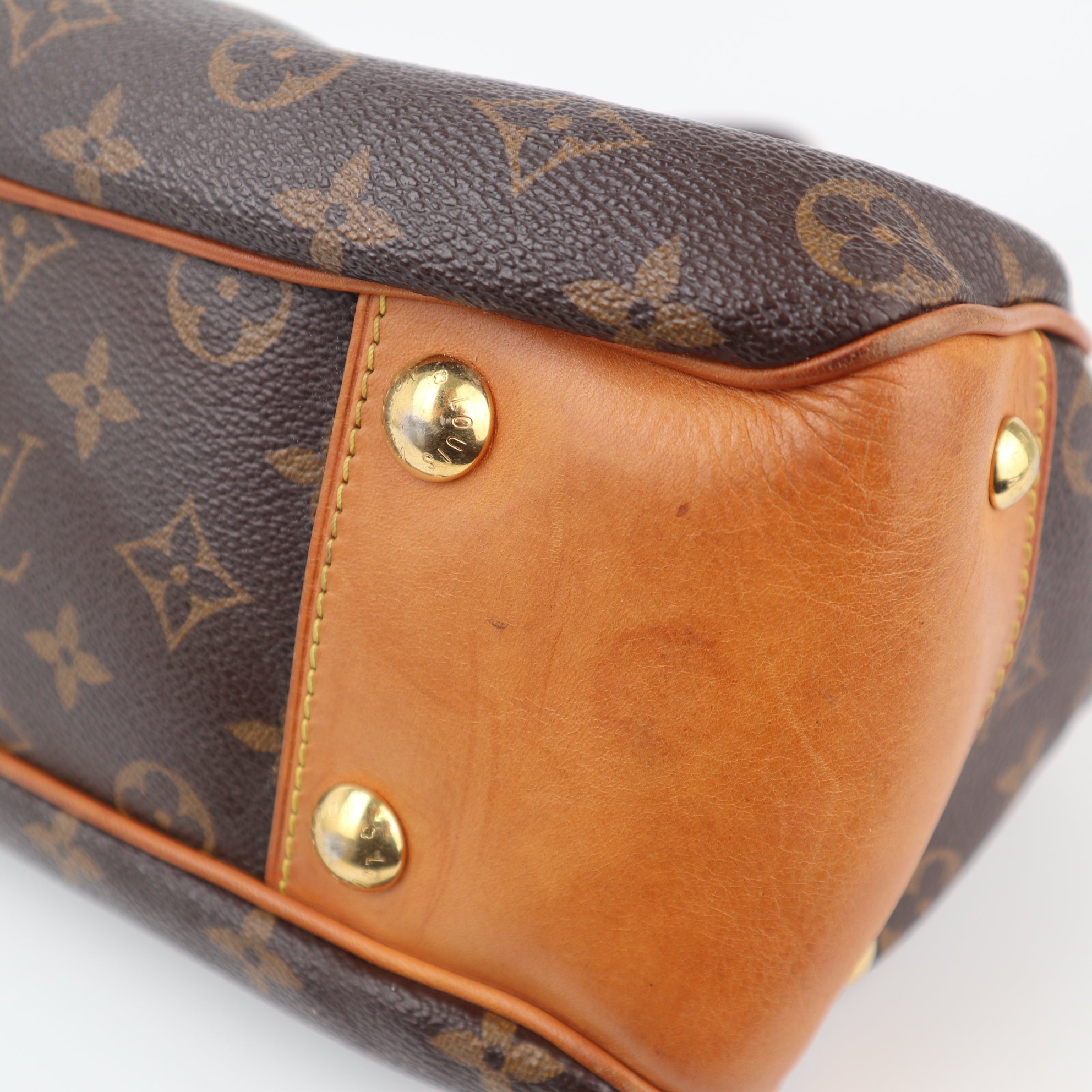 C2359 Louis Vuitton Shoulder Bag Monogram Canvas Boetie PM Bag | Pre-Owned Very Good Brown Monogram Canvas