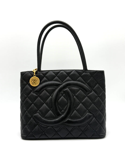 Chanel Médaillon Leather Tote Black Leather