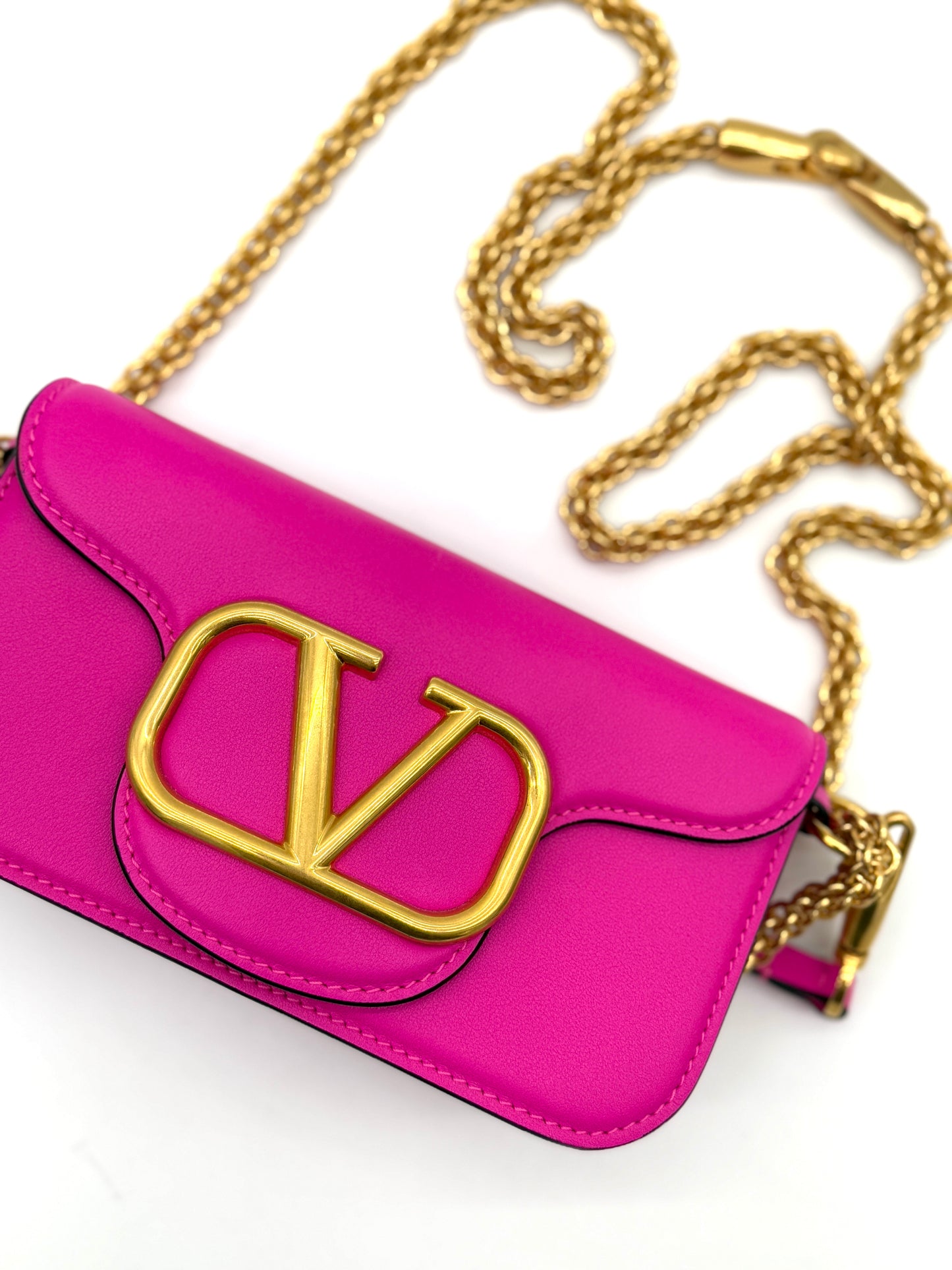 Valentino Loco’s Small Leather Bag Pink