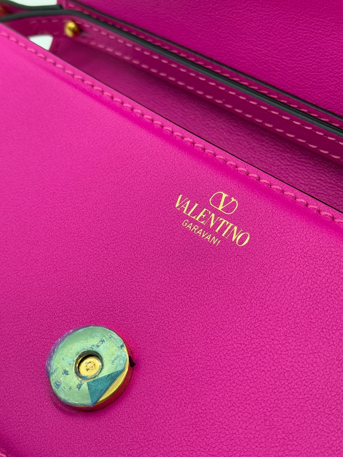 Valentino Loco’s Small Leather Bag Pink