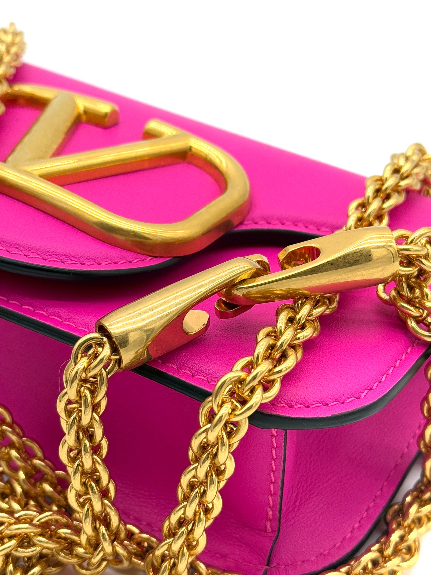 Valentino Loco’s Small Leather Bag Pink
