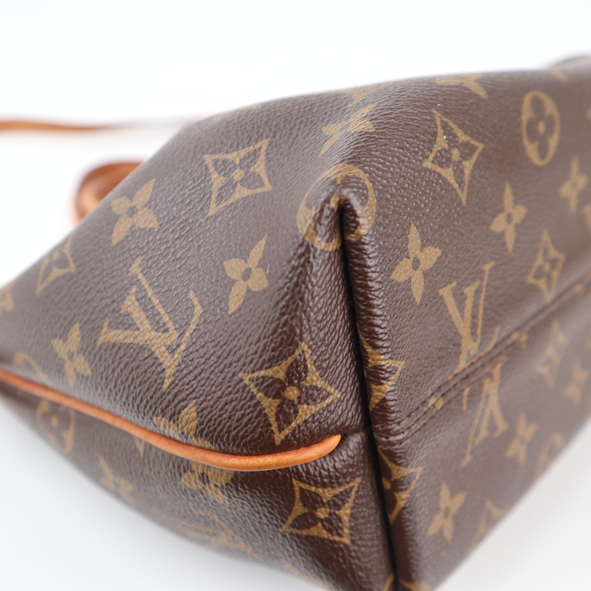 C2367 Louis Vuitton Shoulder Bag Monogram Canvas Turenne PM Bag | Pre-Owned Very Good Brown Canvas Monogram