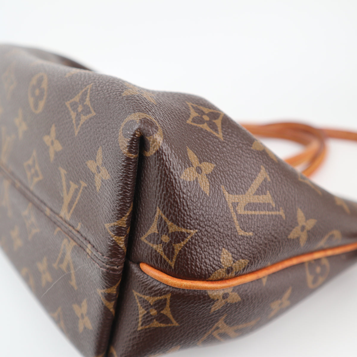 C2367 Louis Vuitton Shoulder Bag Monogram Canvas Turenne PM Bag | Pre-Owned Very Good Brown Canvas Monogram