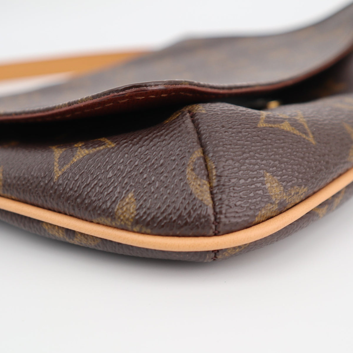 Louis Vuitton Monogram Canvas Musette Tango  C1500R|Pre-Owned