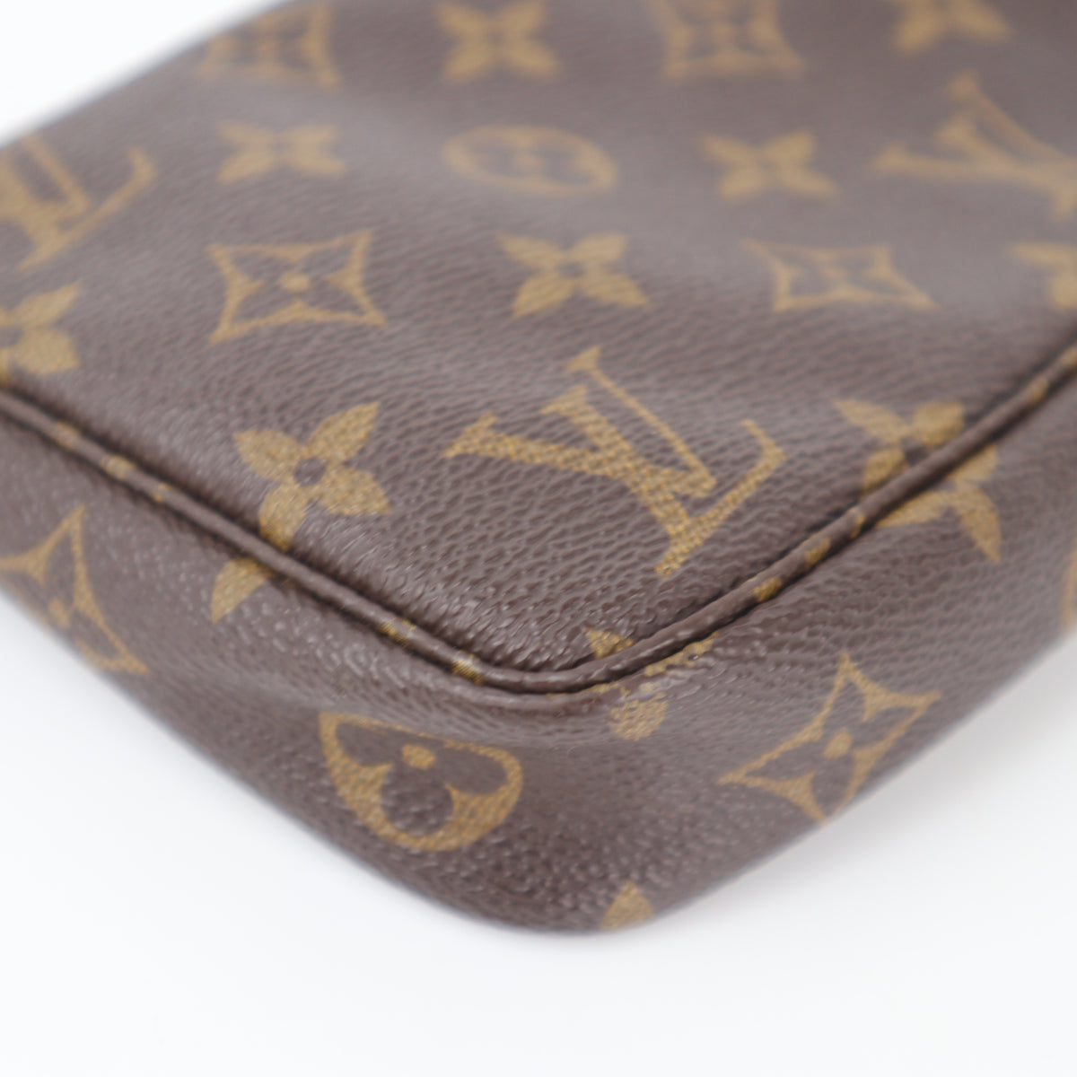 C2370 Louis Vuitton Shoulder Bag Monogram Pochette Accessories | Pre-Owned Very Good Brown Canvas Monogram