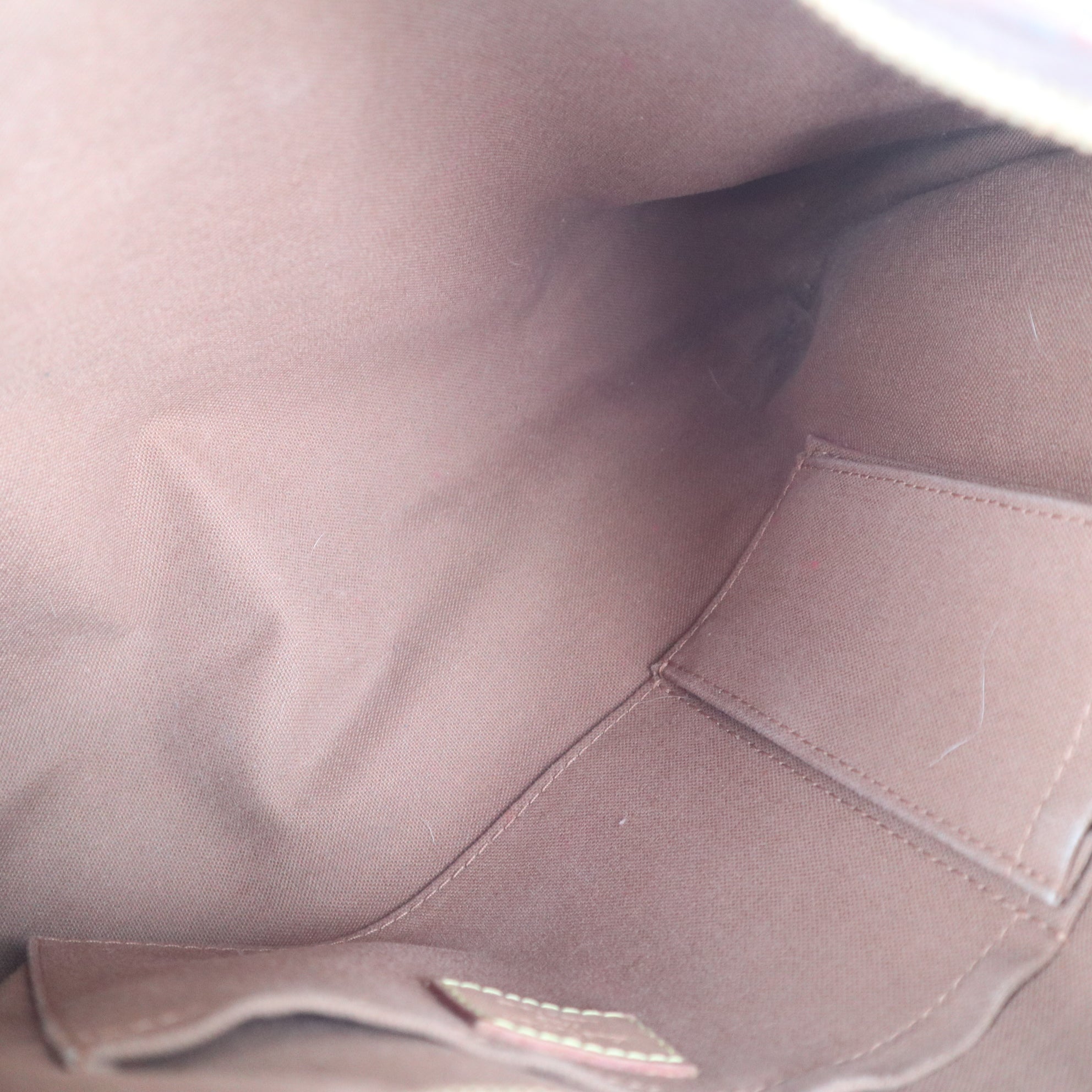 C2371 Louis Vuitton Shoulder Bag Monogram Canvas Thames GM | Pre-Owned Good Brown Canvas Monogram