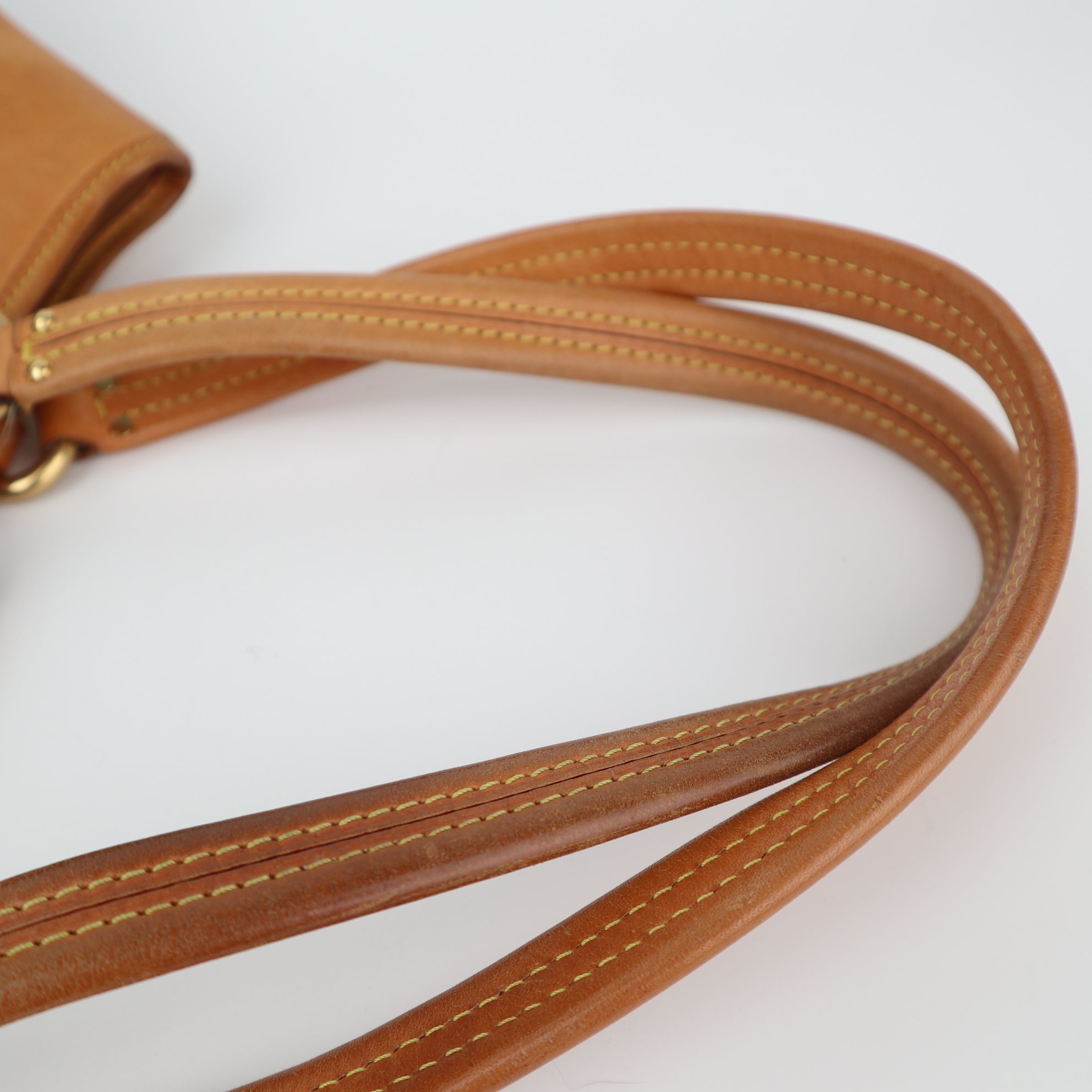 C2375 Louis Vuitton Shoulder Bag Monogram Boetie MM | Pre-Owned Very Good Brown Canvas Monogram