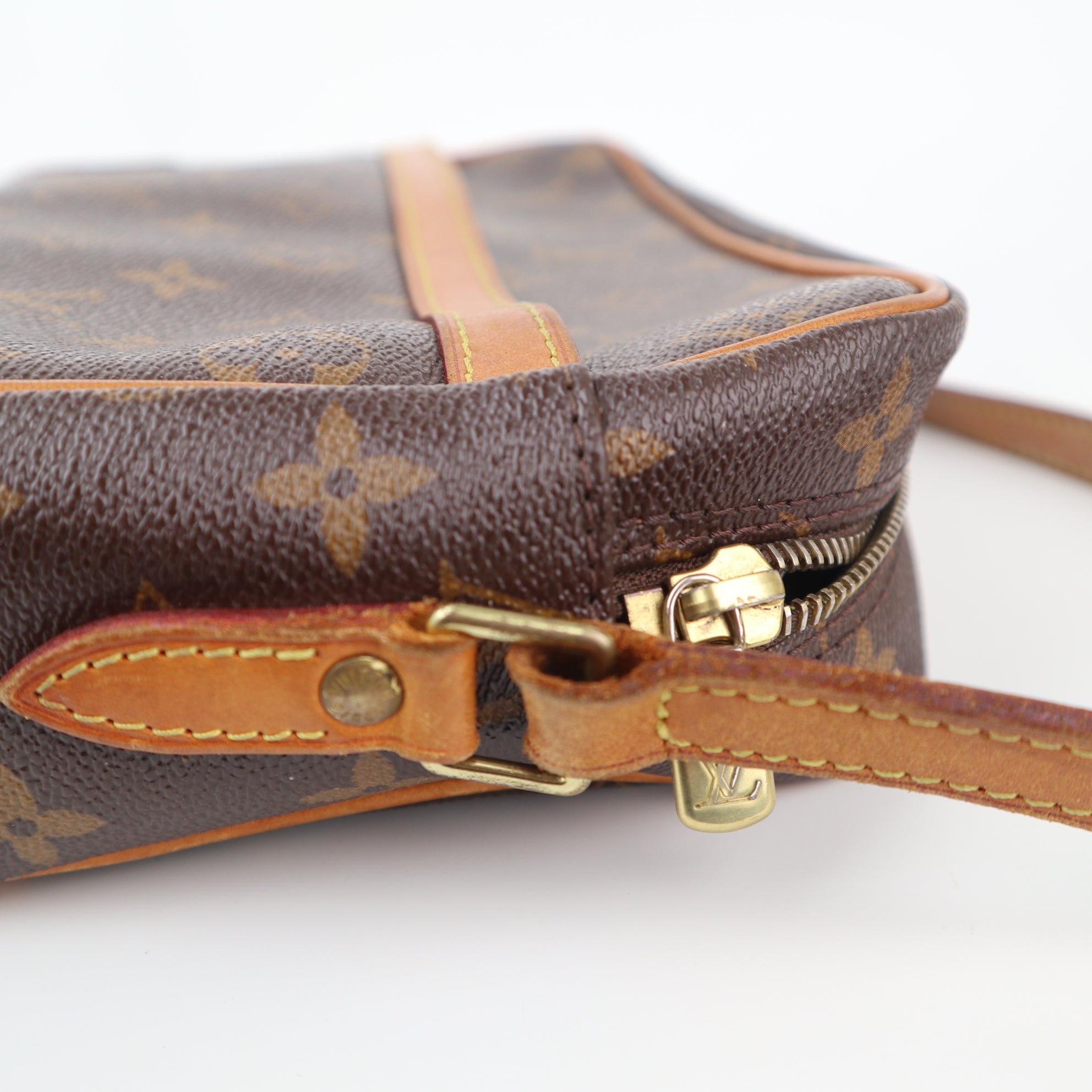 C2379 Louis Vuitton Crossbody Bag Monogram Canvas Trocadero 27 | Pre-Owned Very Good Brown Canvas Monogram