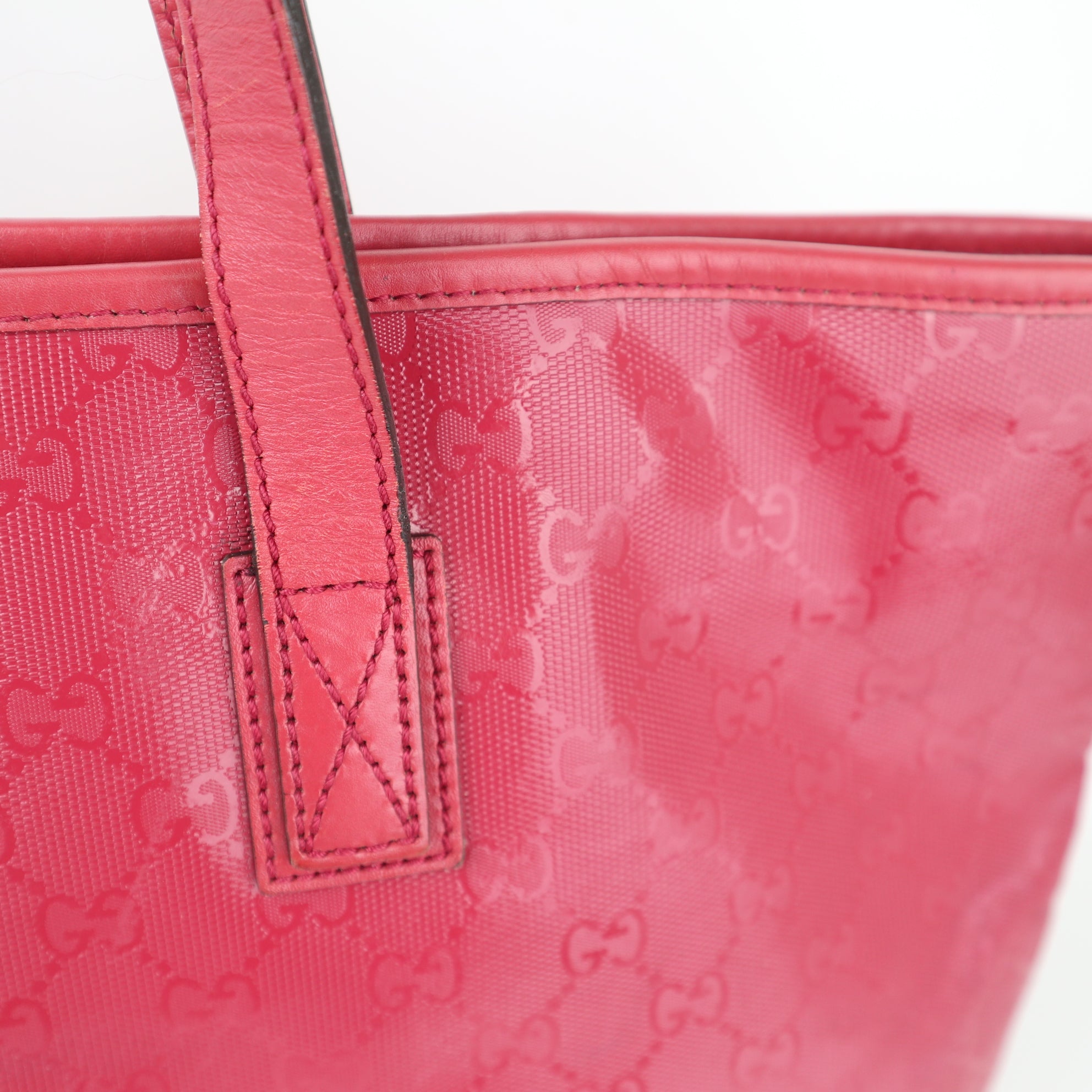 C2380 Gucci Tote Bag GG Imprime Joy Tote Bag Red PVC | Pre-Owned Very Good Red PVC GG