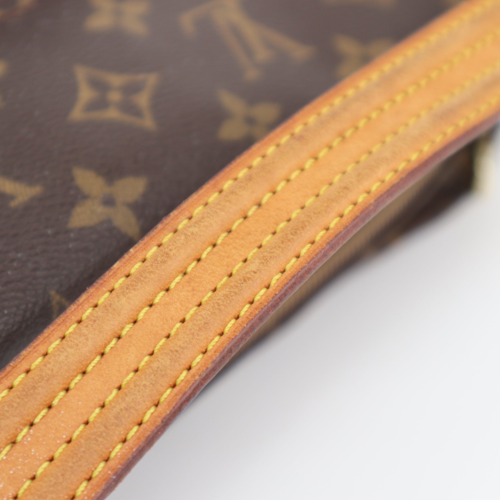 C2383 Louis Vuitton Shoulder Bag Viva Cite MM | Pre-Owned Excellent Brown Coated canvas/Monogram