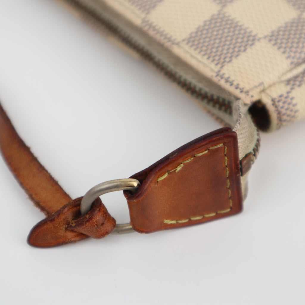 C2384 Louis Vuitton Shoulder Bag Pochette Accessoires Damier Azur Canvas | Pre-Owned Very Good White / Blue Coated canvas/Damier Azur