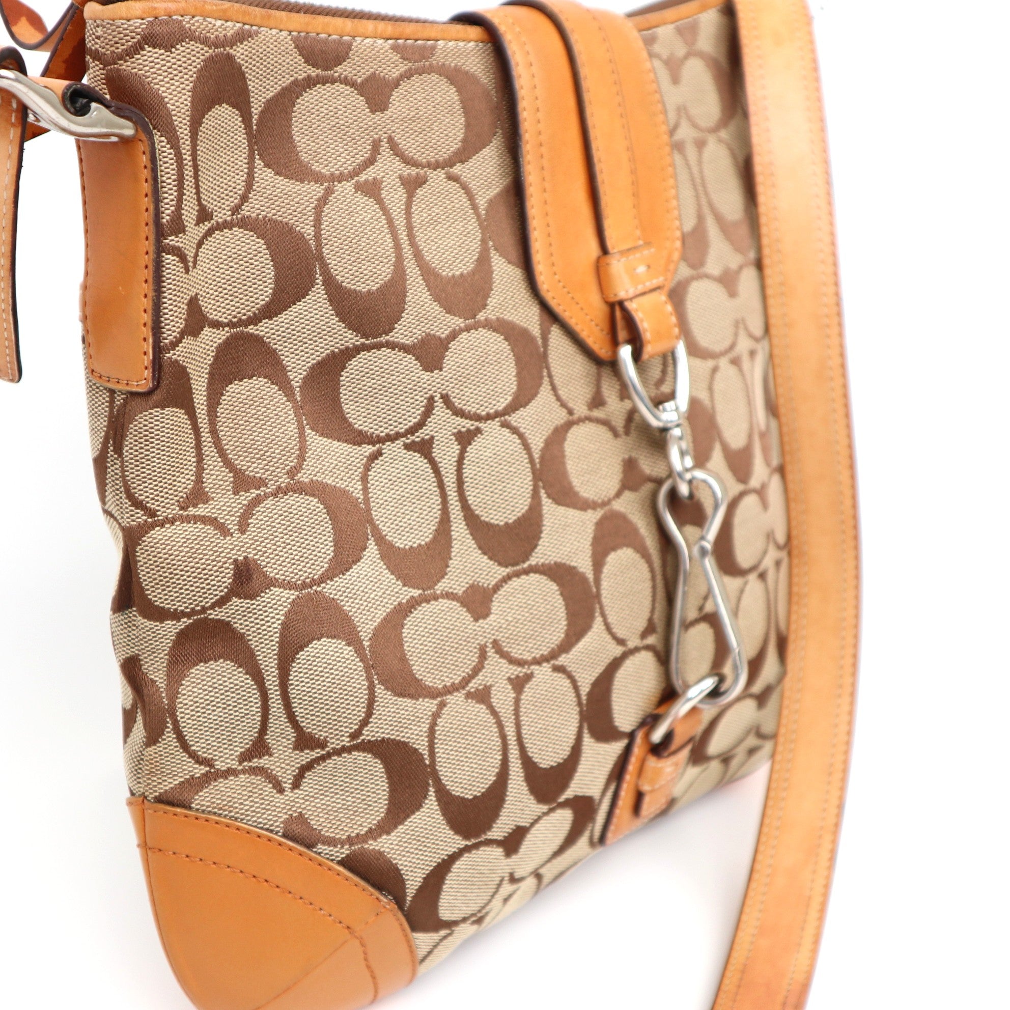 C2010 Coach monogram shoulder bag with clasp-Pre Owned