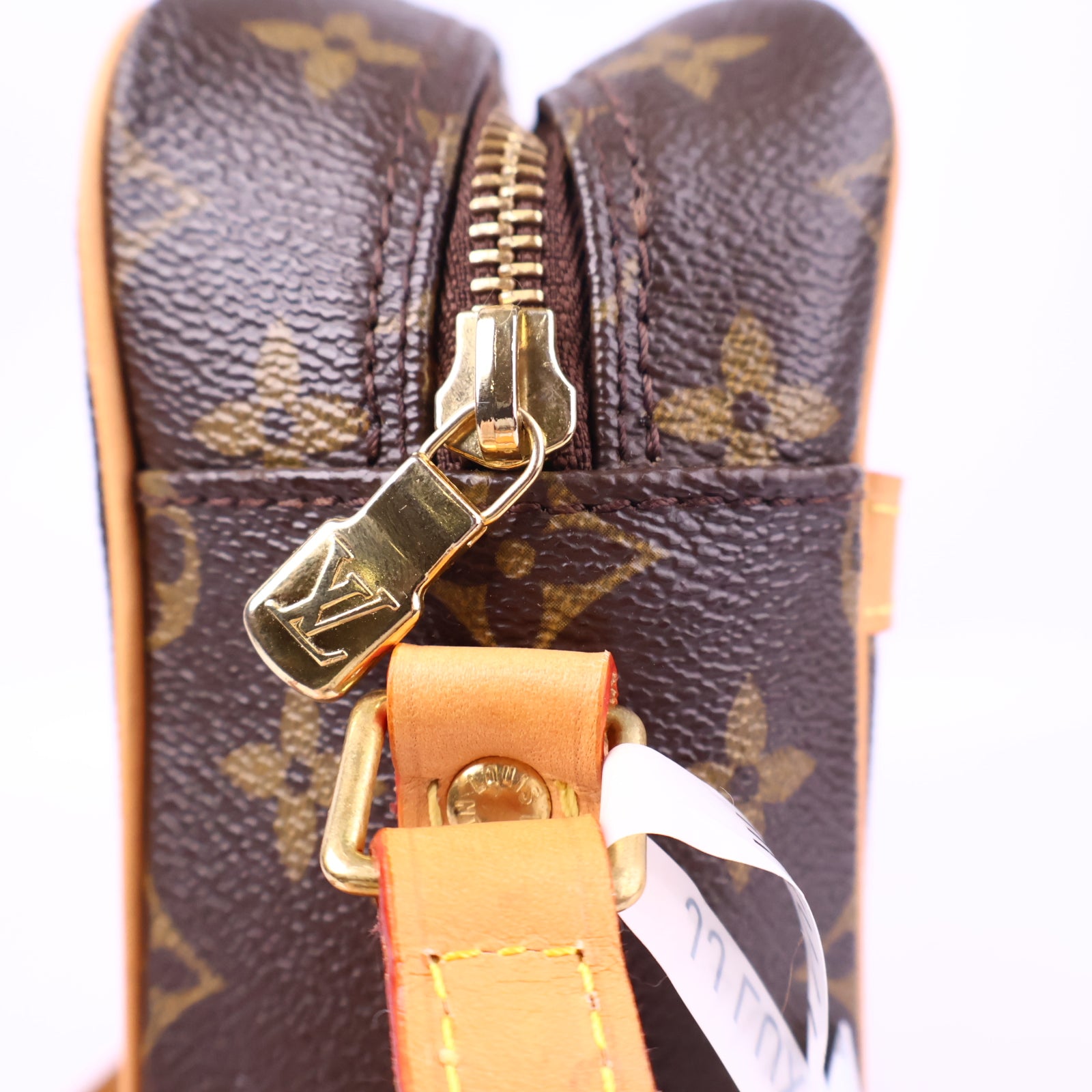 Louis Vuitton Monogram Trocadero 30 Crossbody Bag J3030R | Pre-Owned Very Good Brown Monogram Canvas