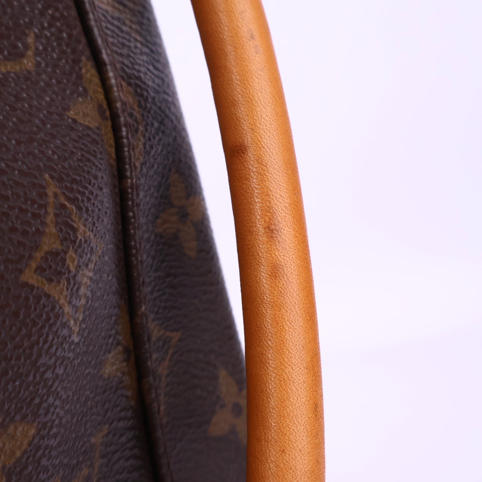 Louis Vuitton Monogram Looping MM Shoulder Bag J3048R | Pre-Owned Excellent Brown Monogram Canvas