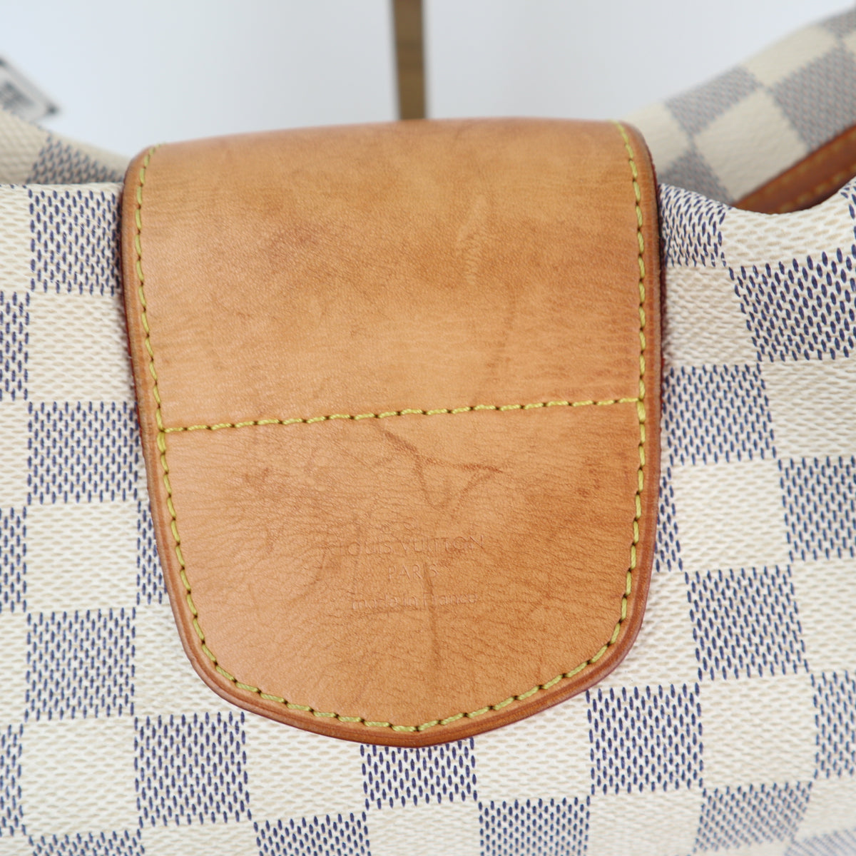 C2408 Louis Vuitton Shoulder Bag Damier Azur Stresa GM | Pre-Owned Very Good White / Beige Damier Azur coated canvas, leather trim