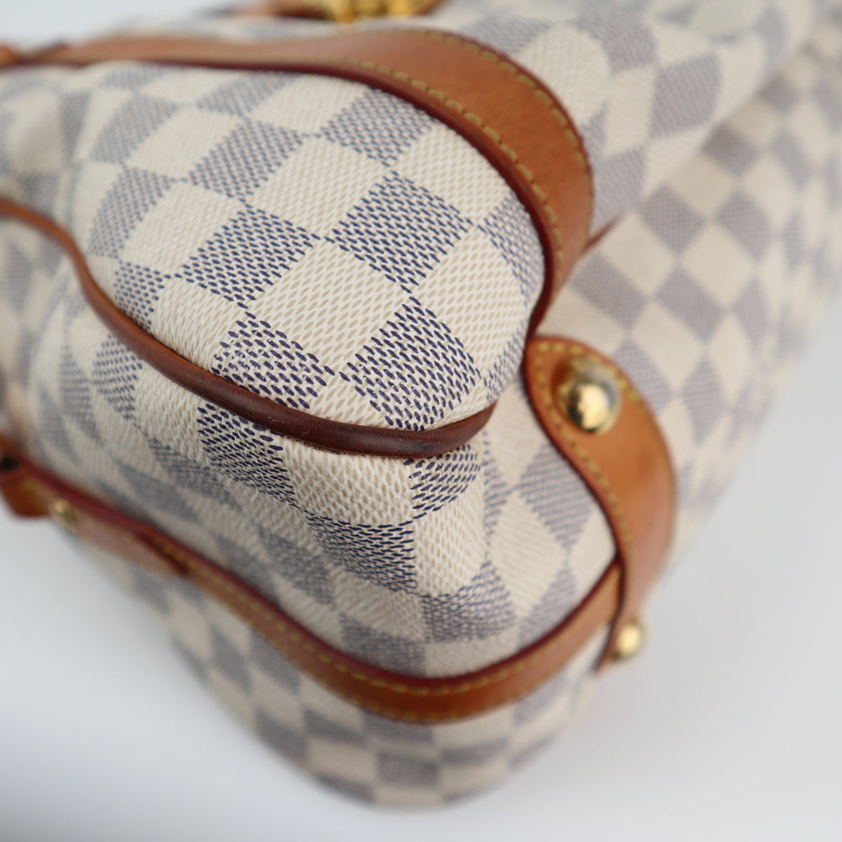 C2408 Louis Vuitton Shoulder Bag Damier Azur Stresa GM | Pre-Owned Very Good White / Beige Damier Azur coated canvas, leather trim