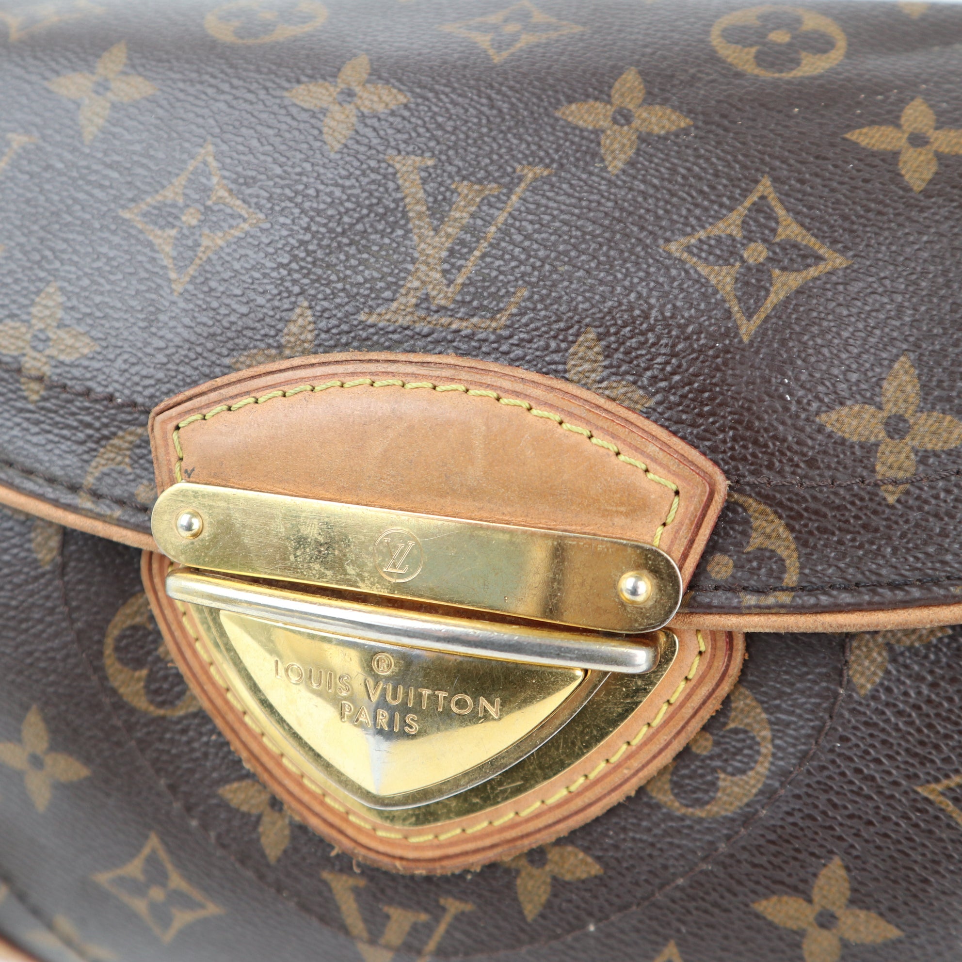C2410 Louis Vuitton Shoulder Bag Monogram Beverly MM | Pre-Owned Very Good Brown Monogram monogram coated canvas, vachetta leather trim