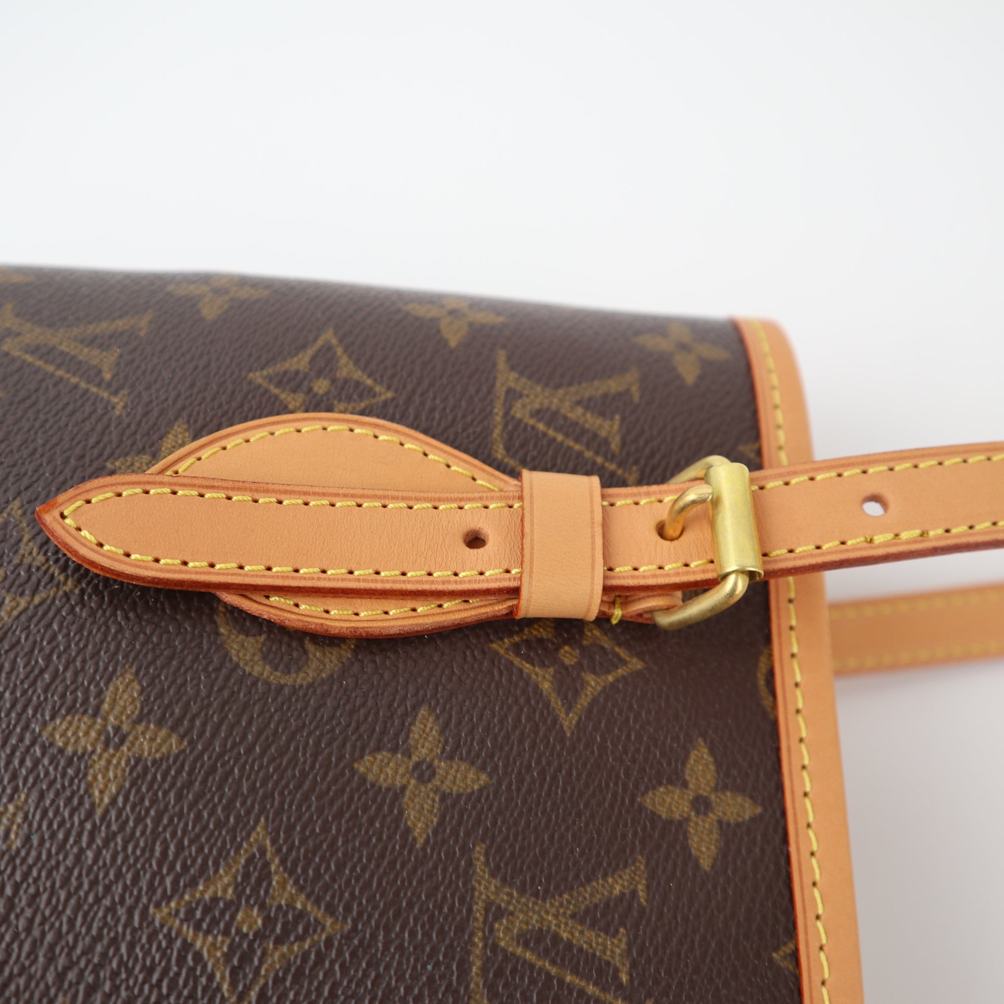 Louis Vuitton Petit Bucket 23 Bucket Bag C1529R | Pre-Owned Excellent Brown Monogram Canvas