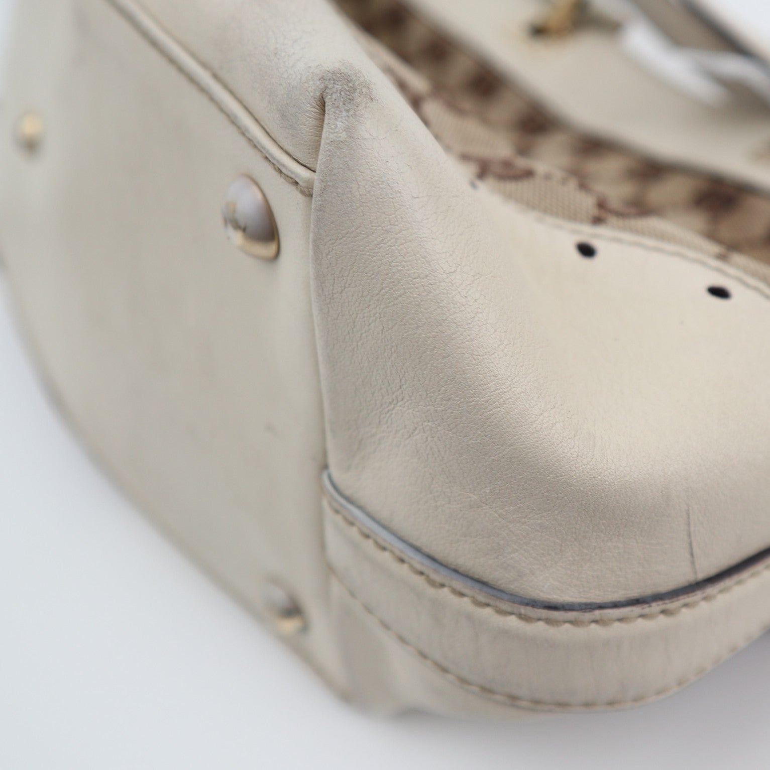 Gucci Monogram Large Punch Tote White Shoulder Bag C1542 | Pre-Owned Good White Monogram Canvas