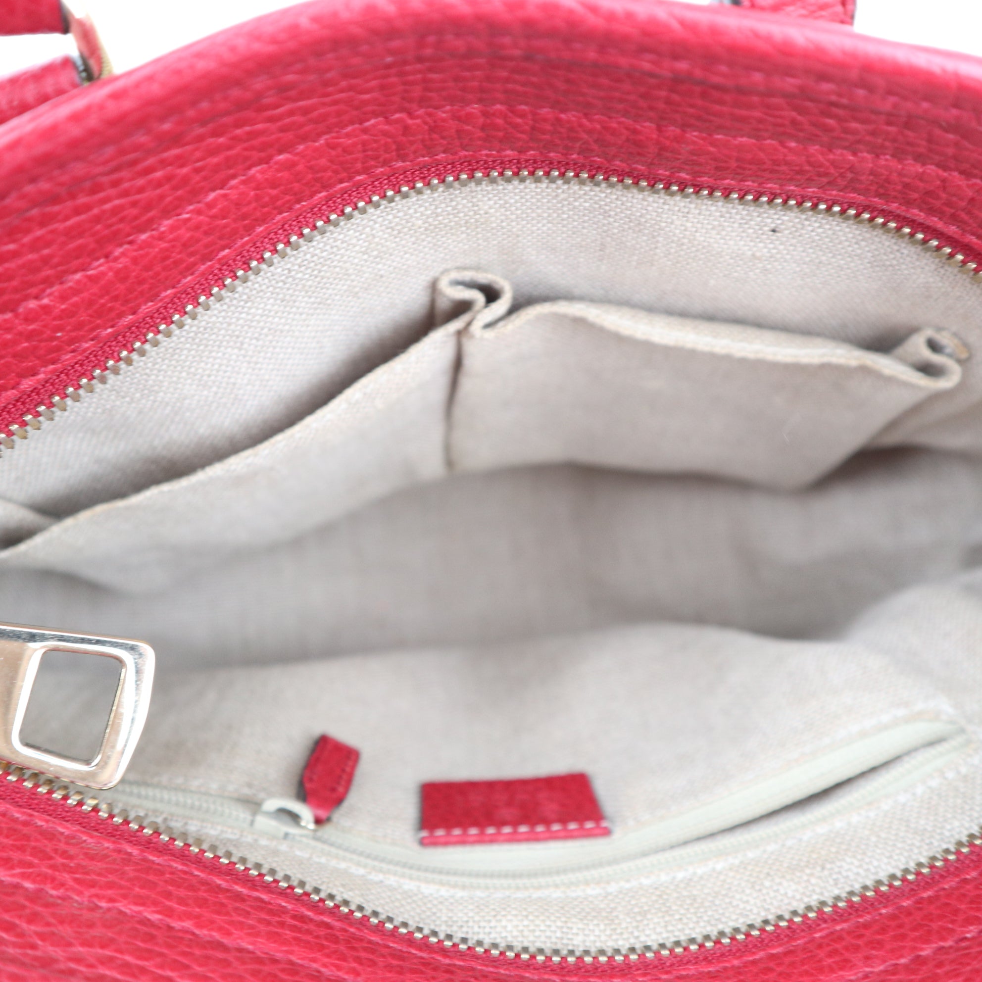 Gucci GG Canvas Bree Top Handle Tote Small Red Crossbody Bag C1545 | Pre-Owned Excellent Red Monogram Canvas
