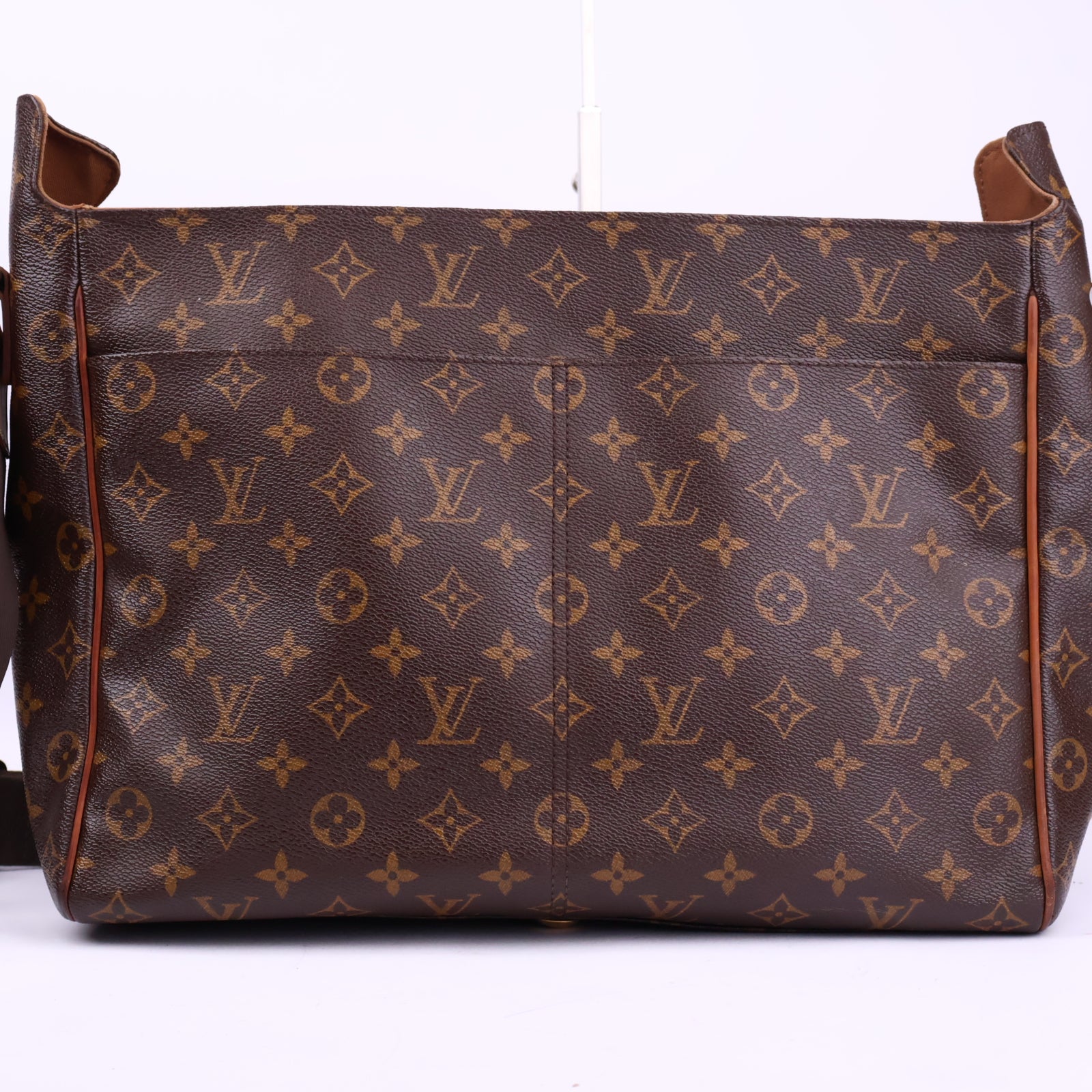 Louis Vuitton Abbesses Messenger Bag Messenger Bag J3058 | Pre-Owned Like New