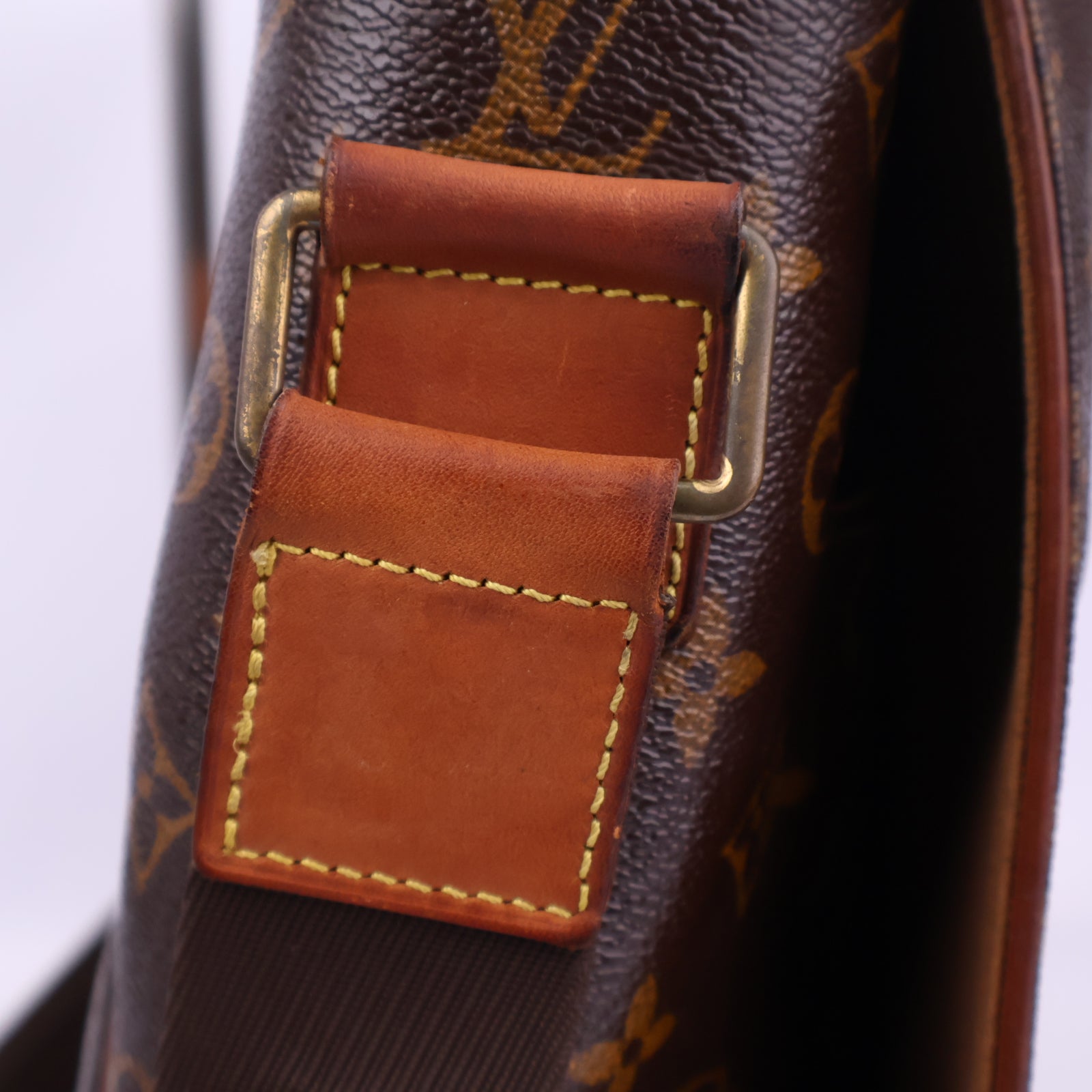 Louis Vuitton Abbesses Messenger Bag Messenger Bag J3058 | Pre-Owned Like New