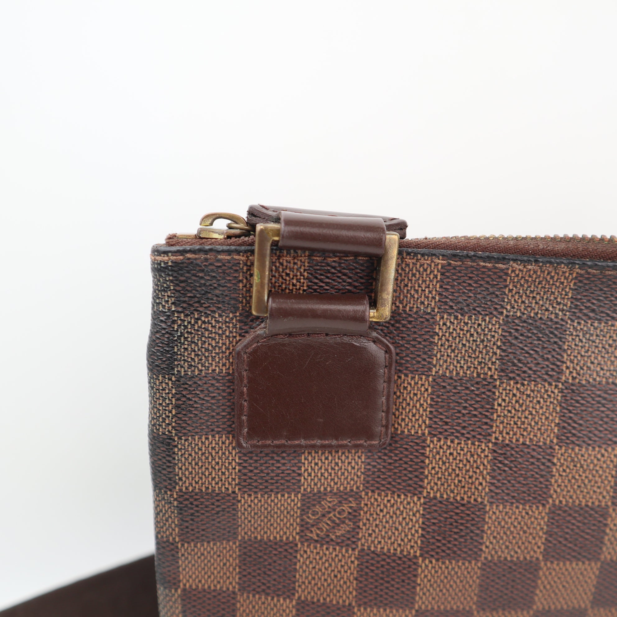 Louis Vuitton Damier Ebene Bosphore Messenger Bag Messenger Bag C1548 | Pre-Owned Very Good Brown Damier Ebene Canvas