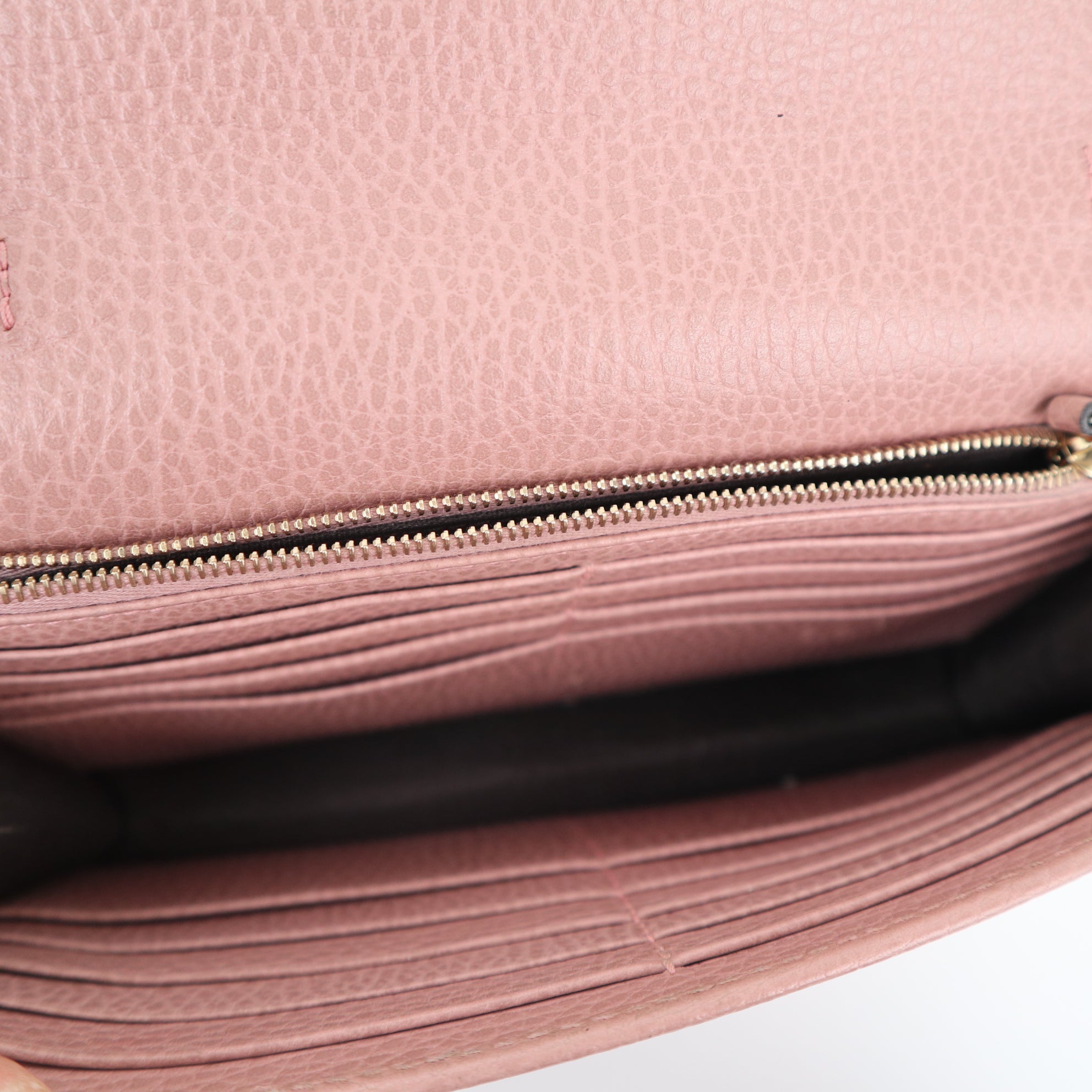C2020 Gucci Pink Pebbled Leather Interlocking G Wallet on Chain Clutch Bag-Pre Owned