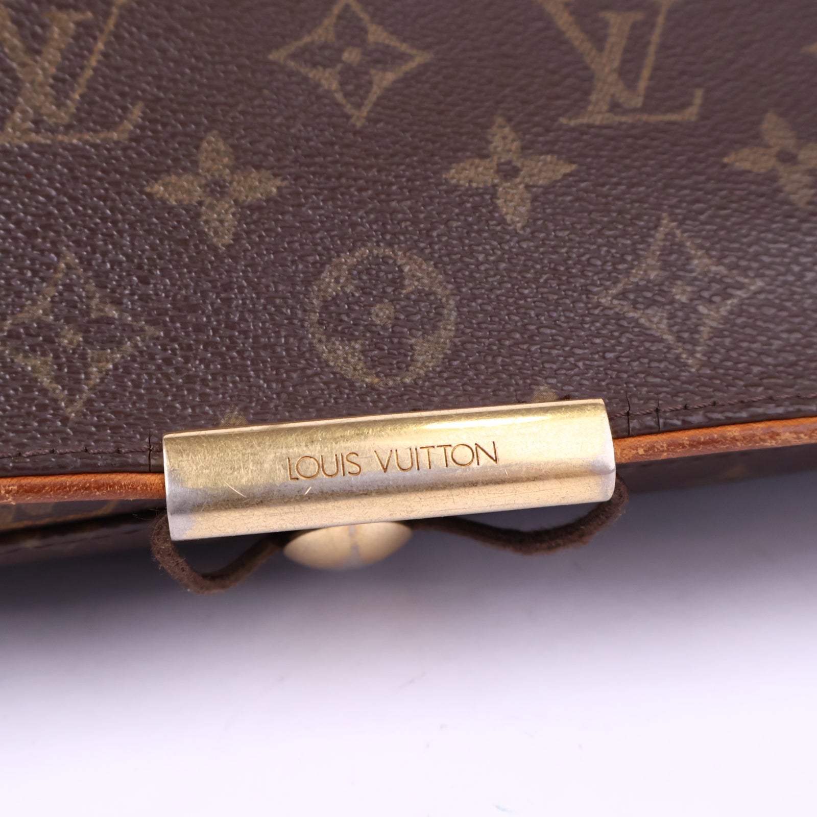 Louis Vuitton Monogram Abbesses Messenger Messenger Bag J3149 | Pre-Owned Like New Brown Monogram Canvas