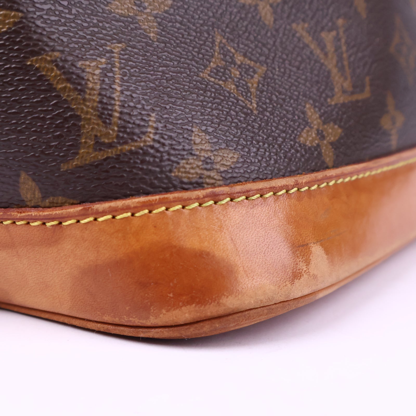 Louis Vuitton Alma Monogram Canvas Top Handle Bag J3150 | Pre-Owned Excellent Brown Monogram Canvas