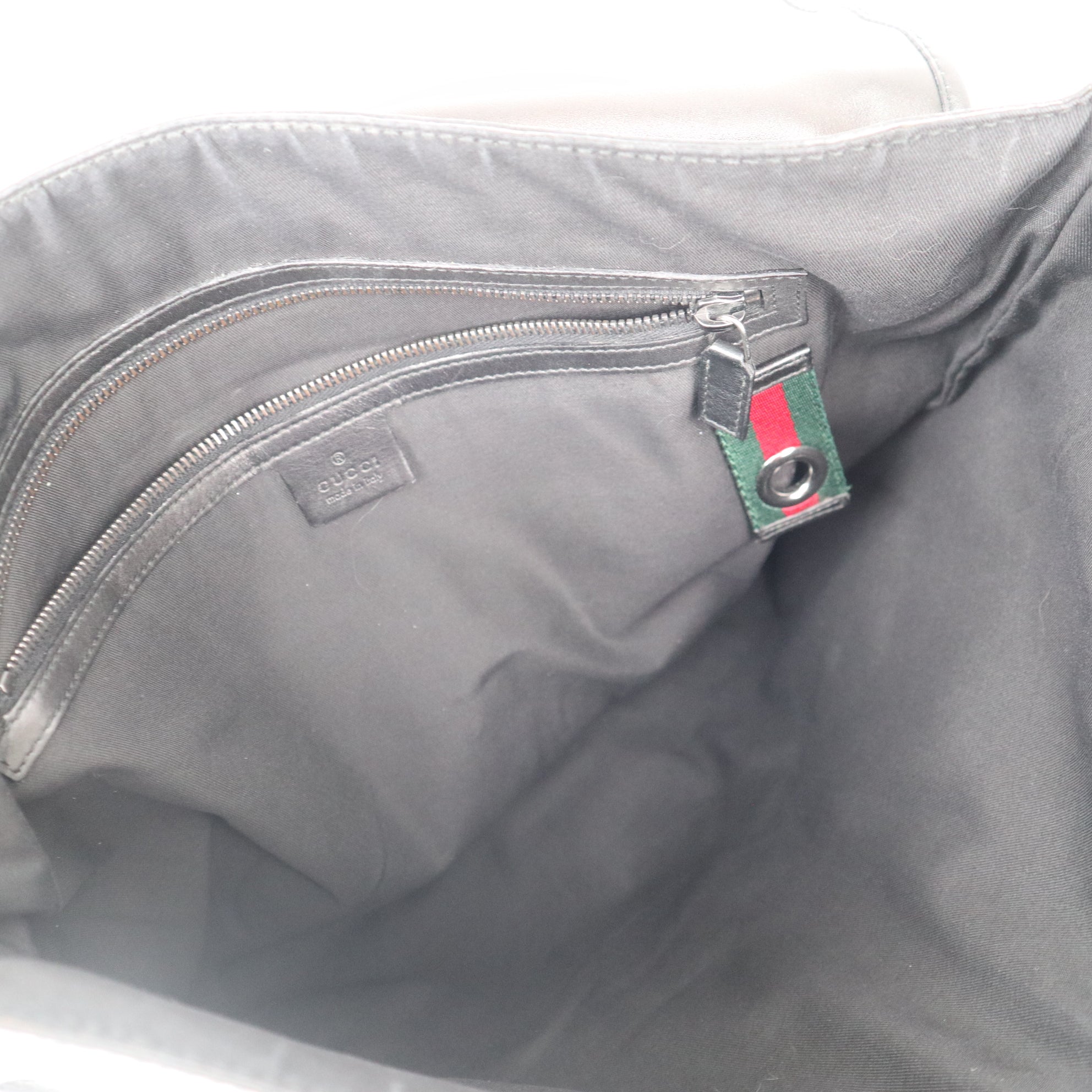 C2042  Gucci Black Monogram Leather Messenger Bag-Pre Owned