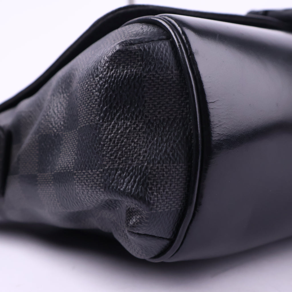 Louis Vuitton Damier Graphite Skyline Messenger Messenger Bag J3158 | Pre-Owned Like New Black / Grey Damier Graphite Canvas