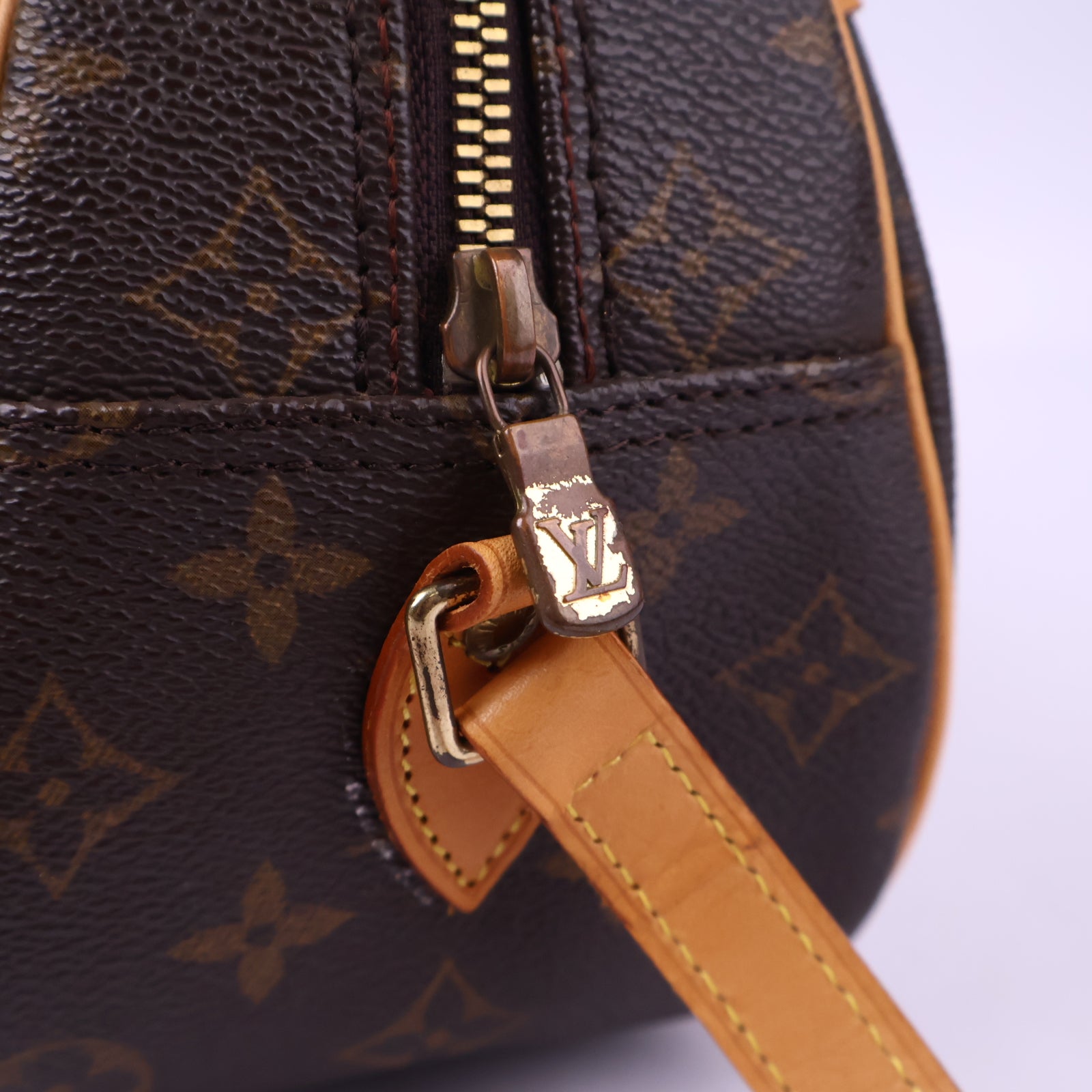 Louis Vuitton Blois Handbag Monogram Canvas Top Handle Bag J3172 | Pre-Owned Like New Brown Monogram Canvas